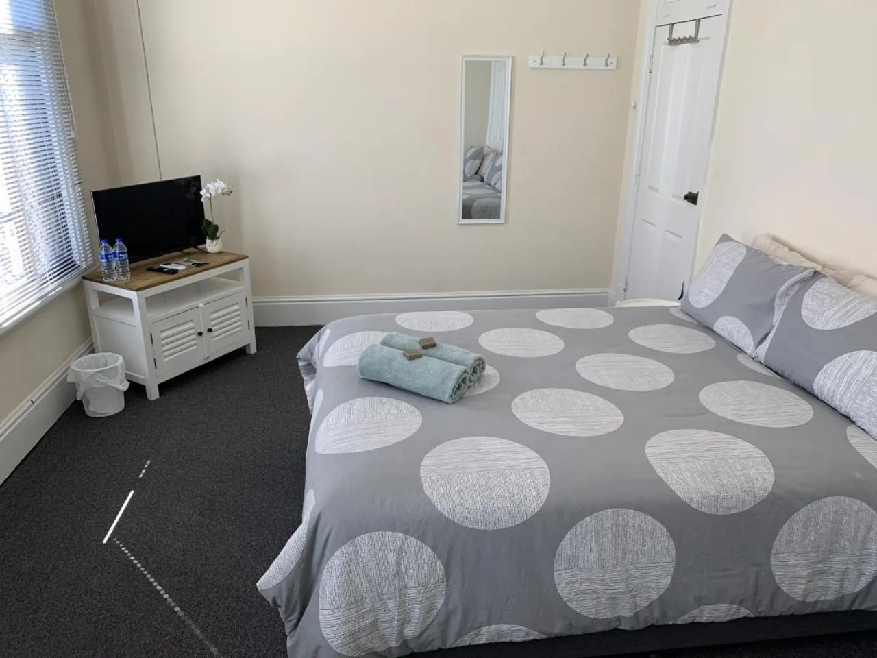 Bedroom, Bed in Donnybrook Hotel WA