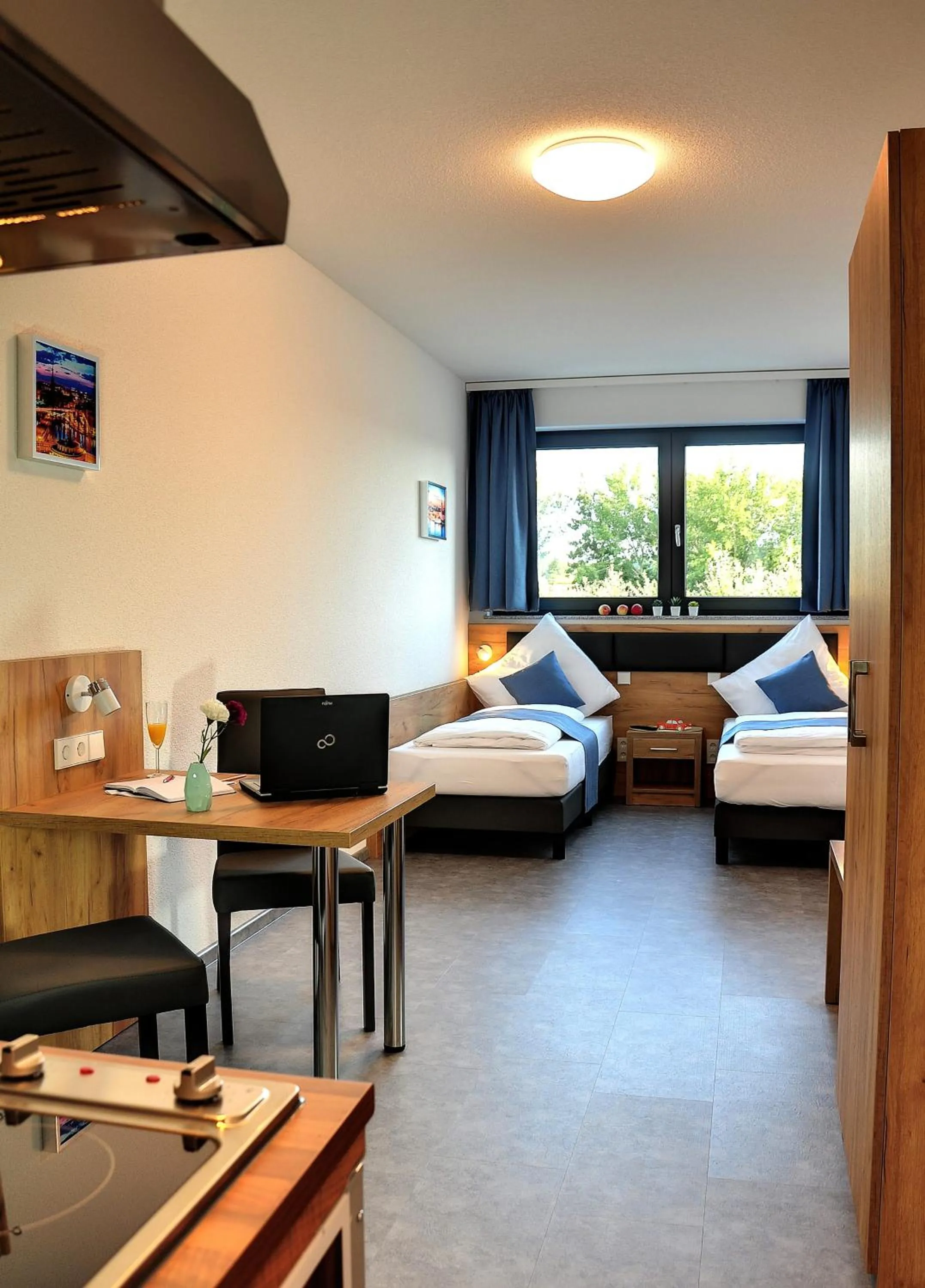 Photo of the whole room, Bed in Motel am Fürfelder Schloss