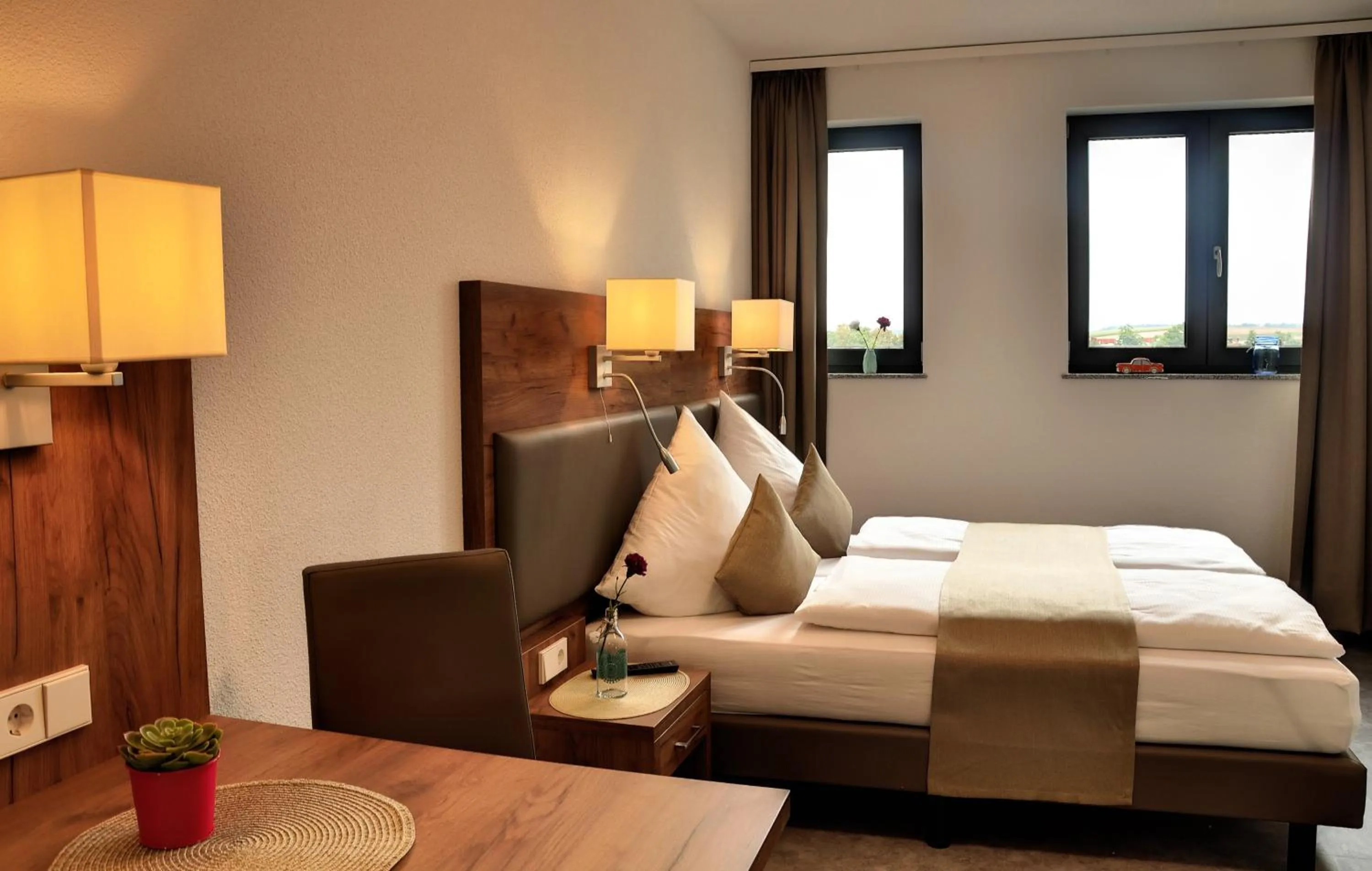 Decorative detail, Bed in Motel am Fürfelder Schloss