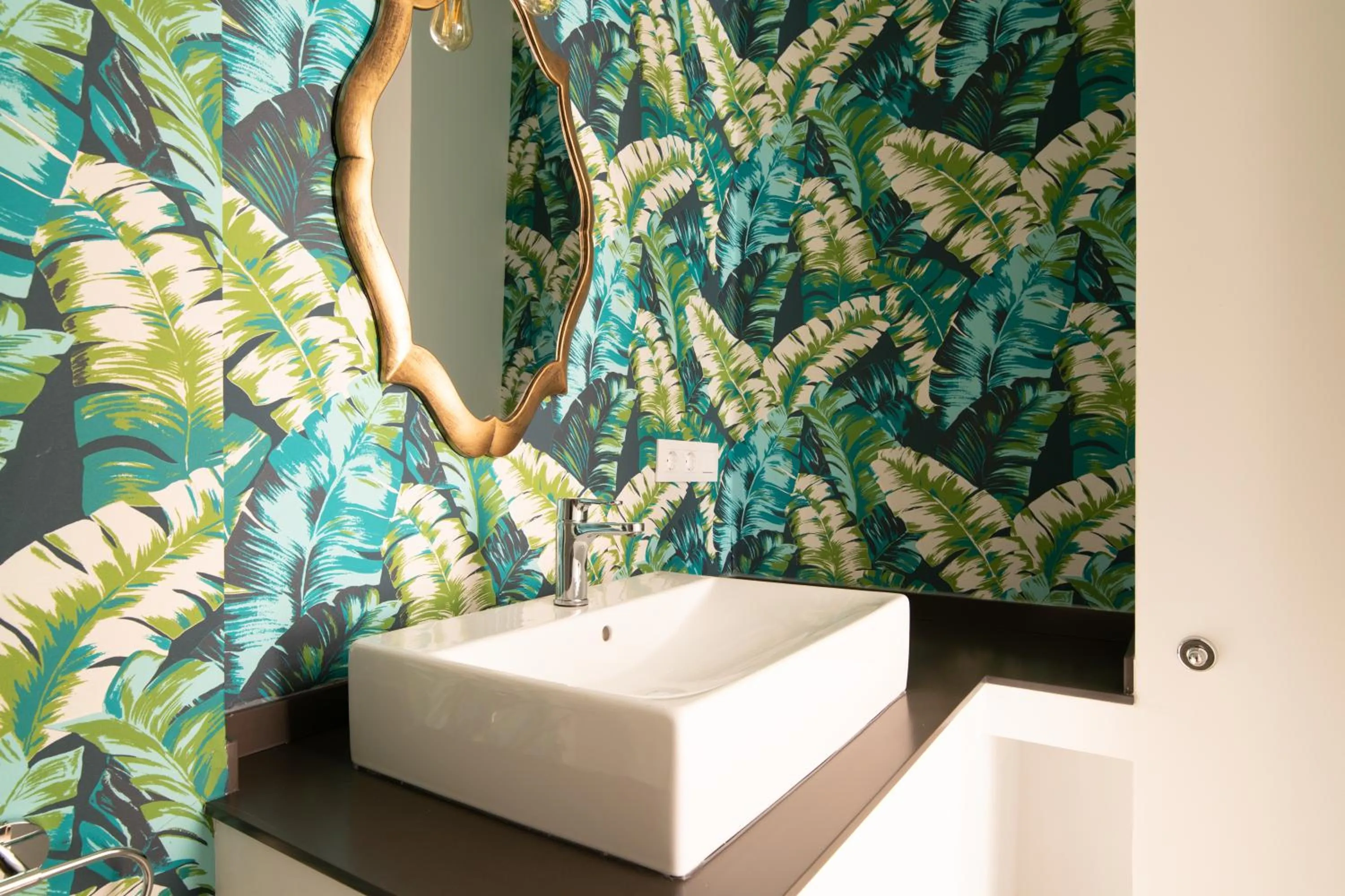 Bathroom in Casa Triana 1888 Suites by Época