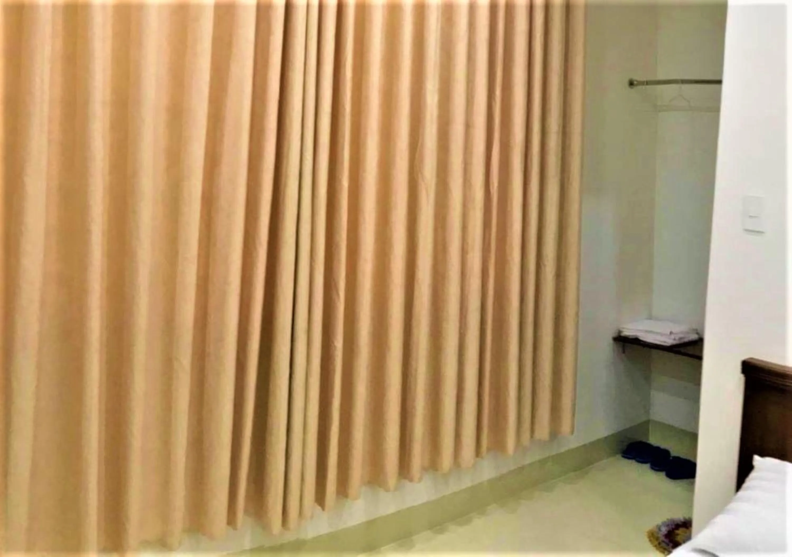 Bedroom in Dung Khanh Motel