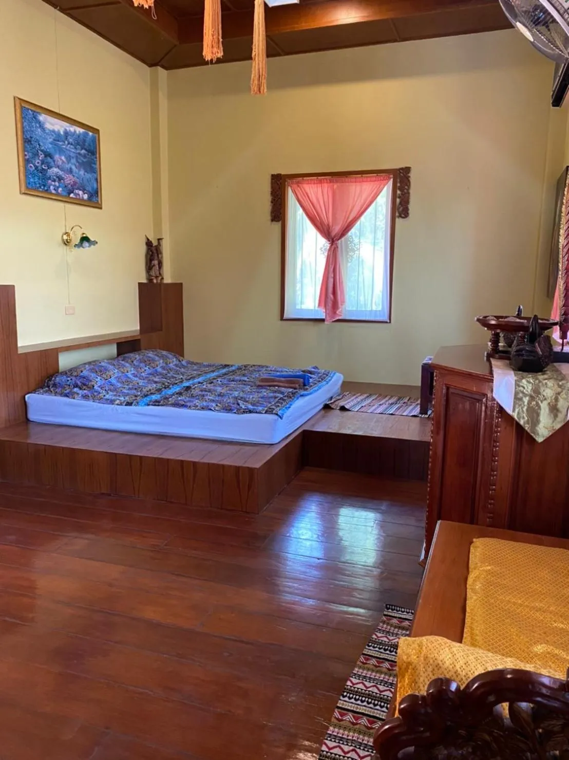 Photo of the whole room, Bed in Viewdoi Art and Resort