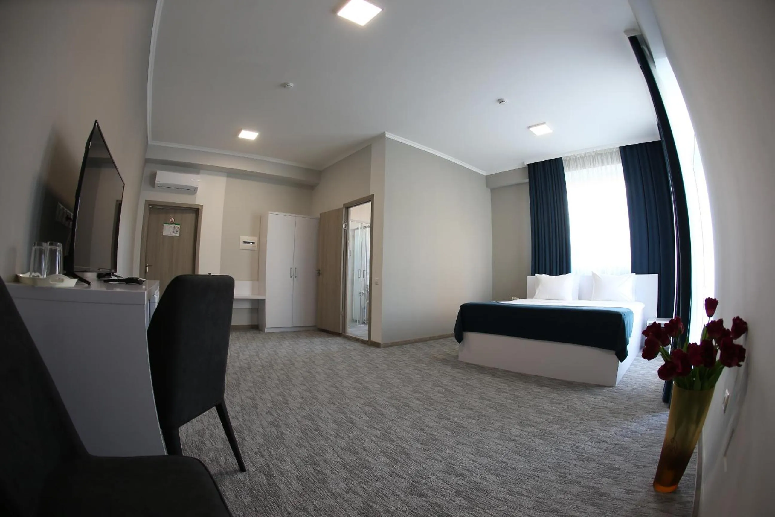 Bed in Glass Cube Hotel