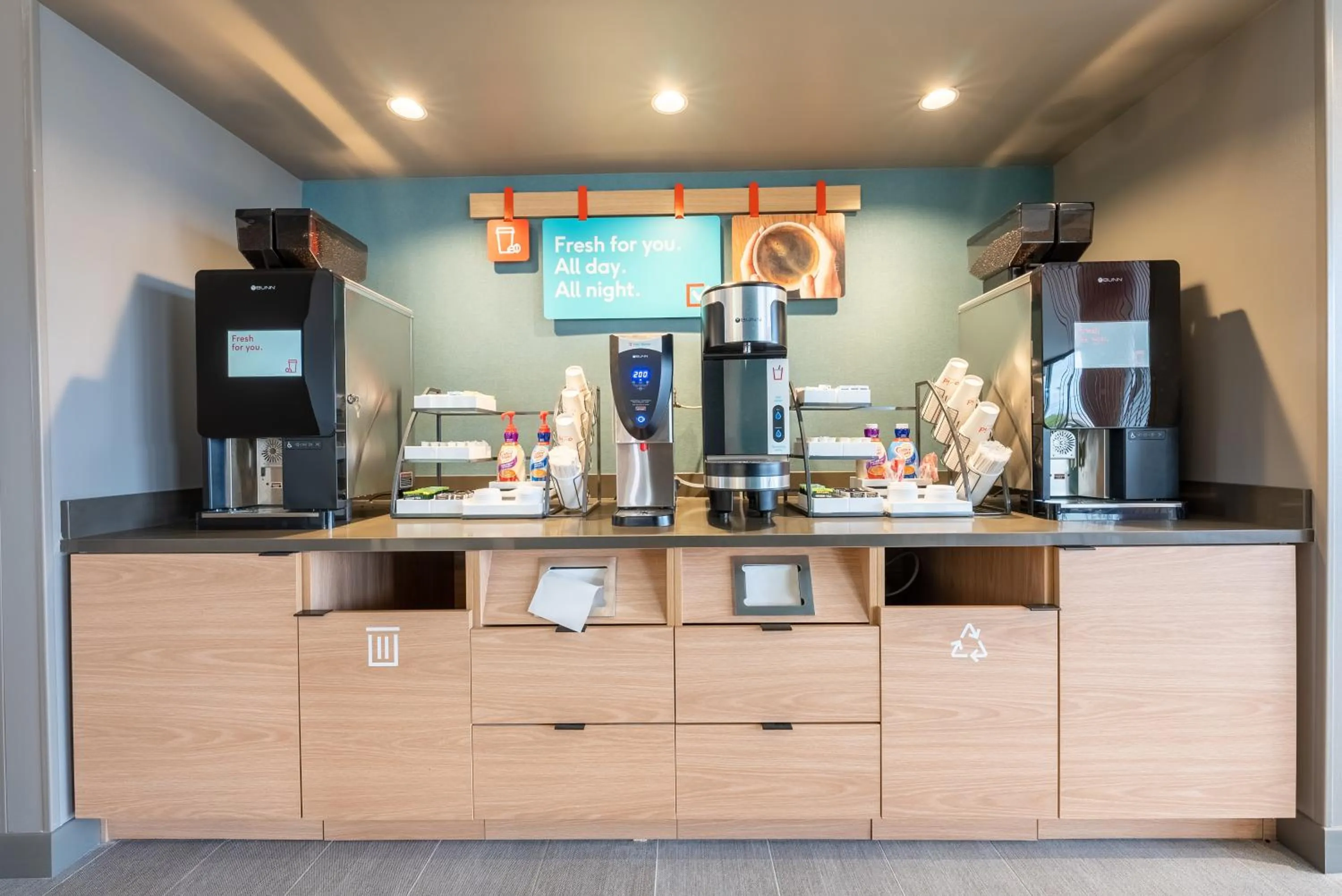 Coffee/tea facilities in avid hotels - Kalamazoo East by IHG
