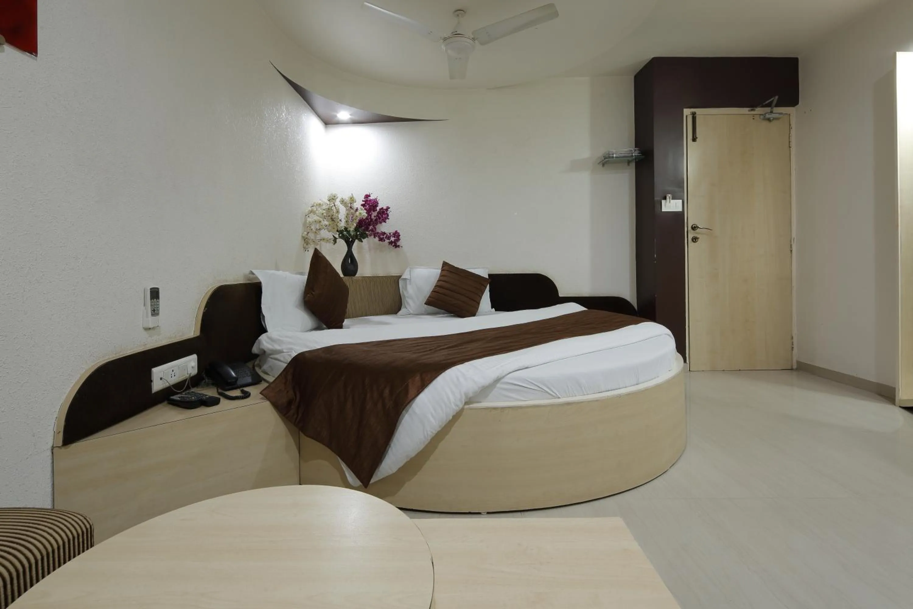 Photo of the whole room, Bed in Hotel Volga