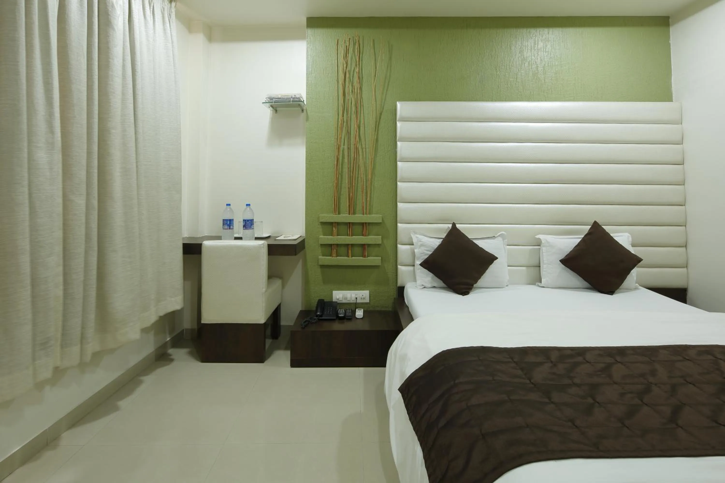 Photo of the whole room, Bed in Hotel Volga