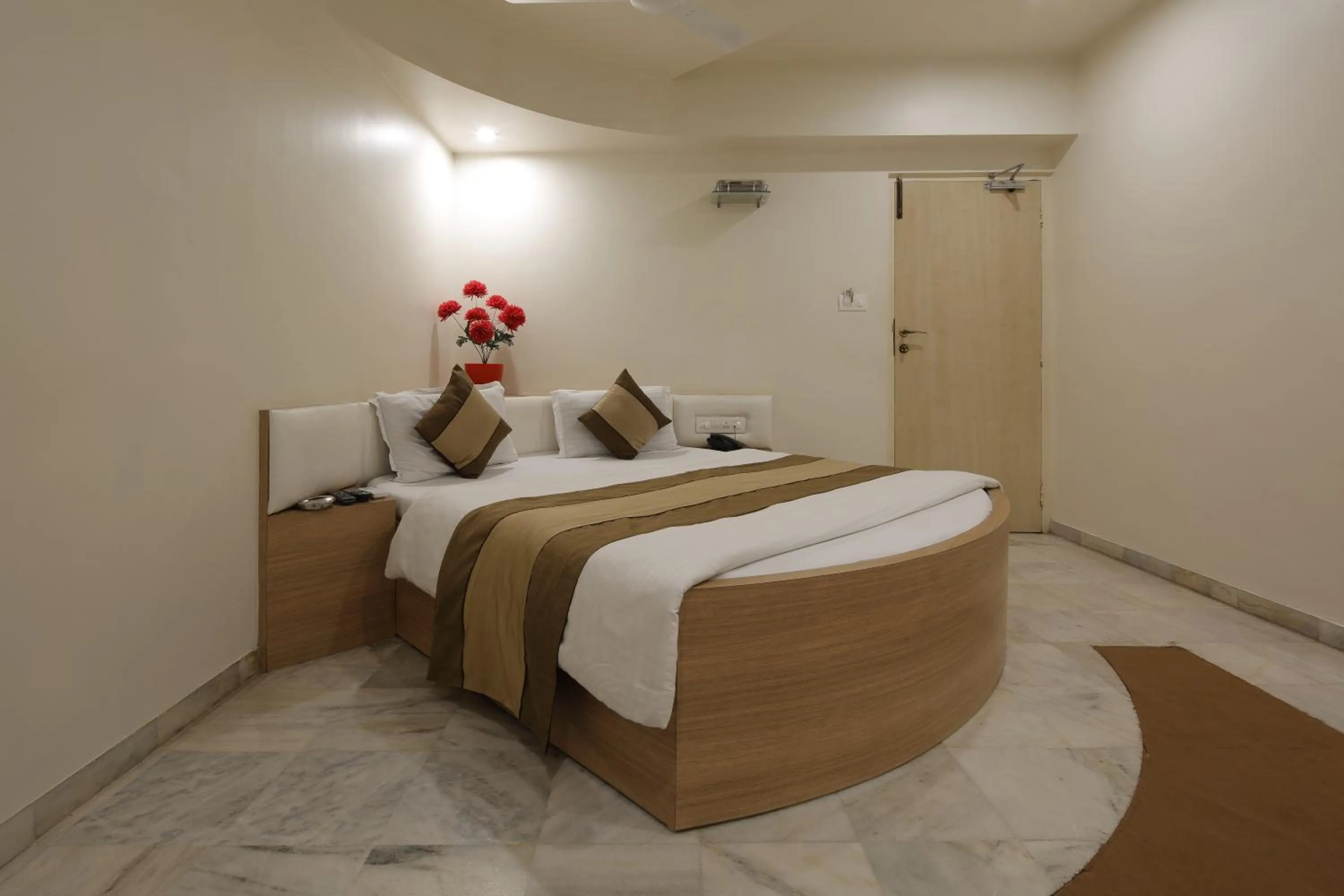 Photo of the whole room, Bed in Hotel Volga