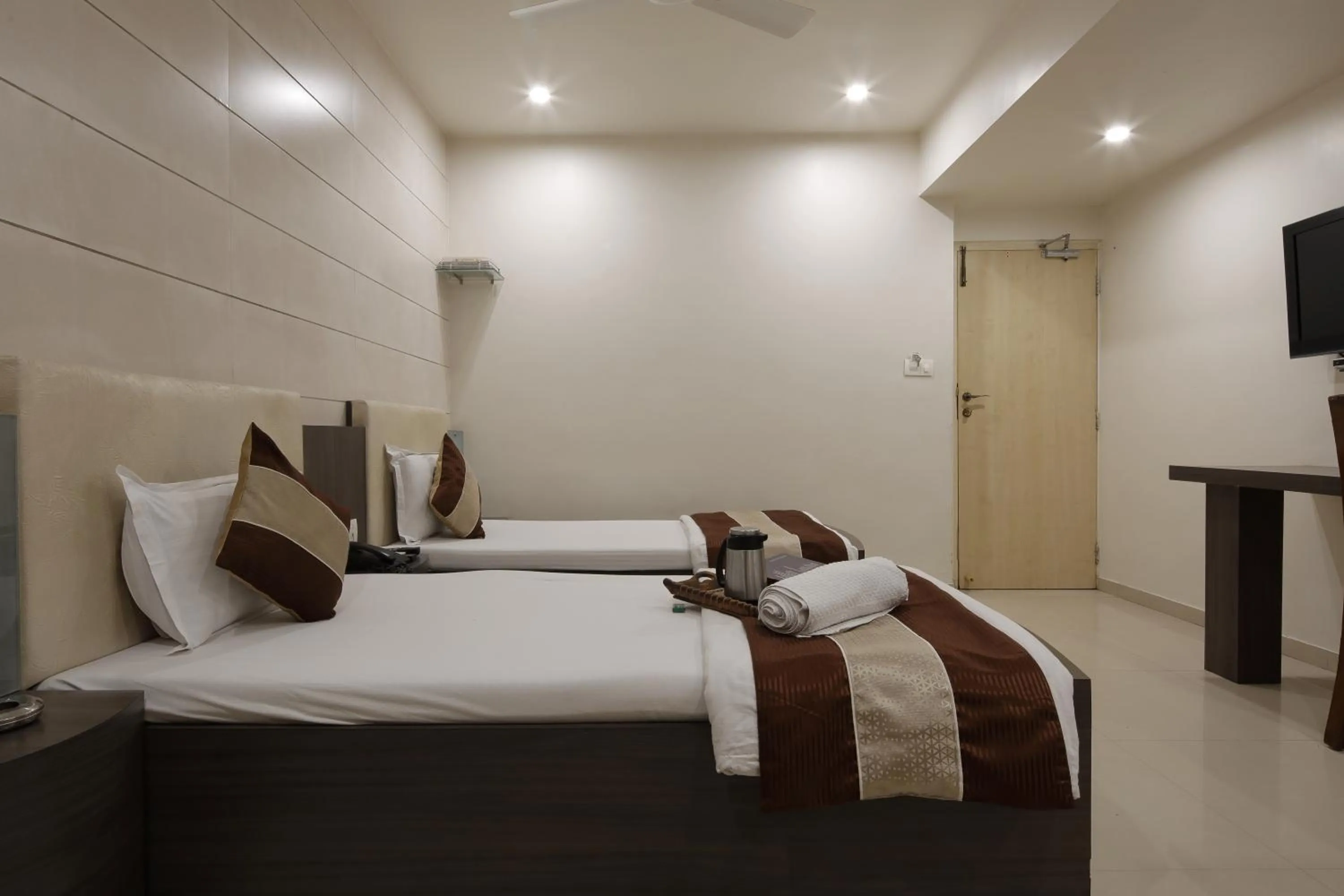 Photo of the whole room, Bed in Hotel Volga