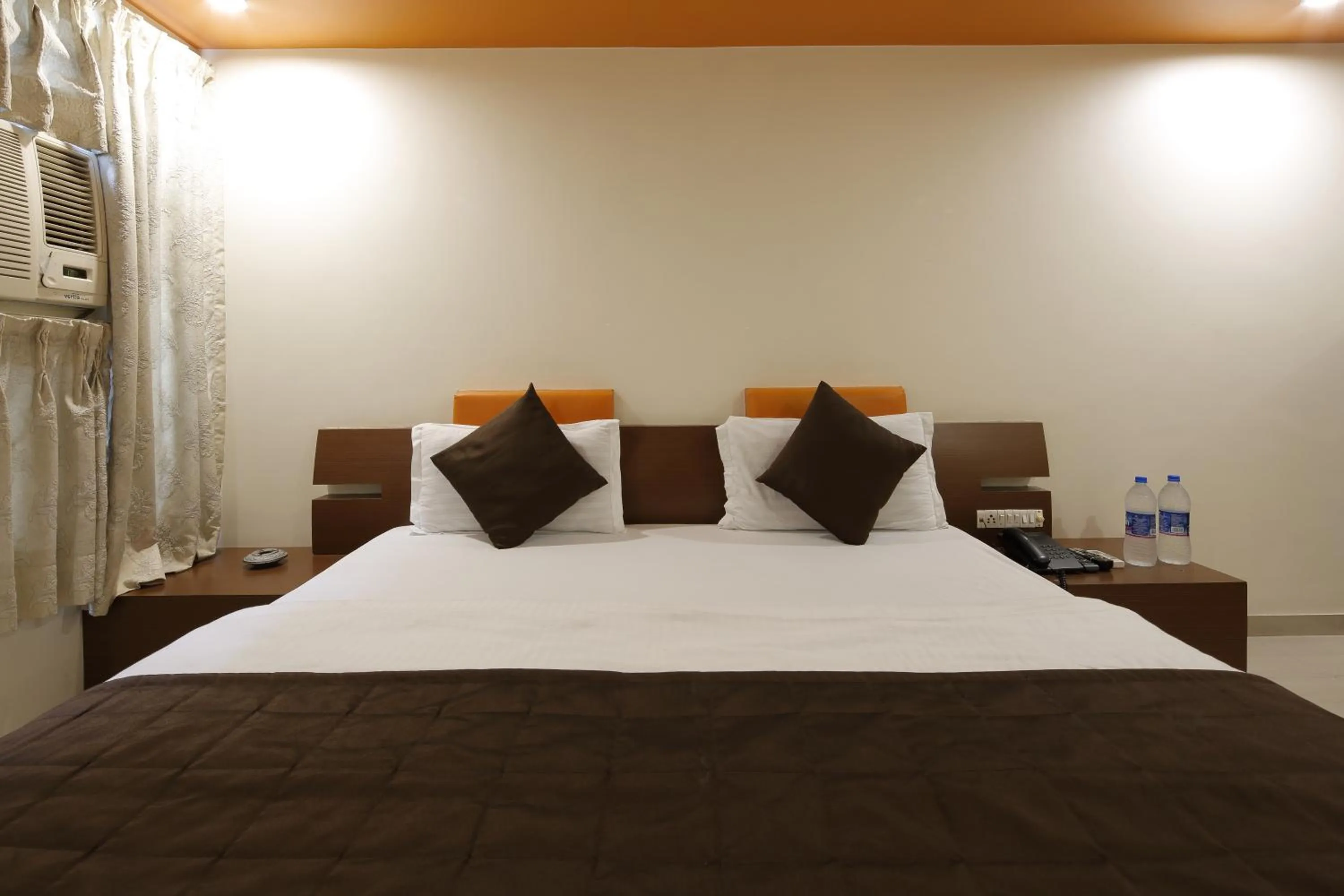 Photo of the whole room, Bed in Hotel Volga