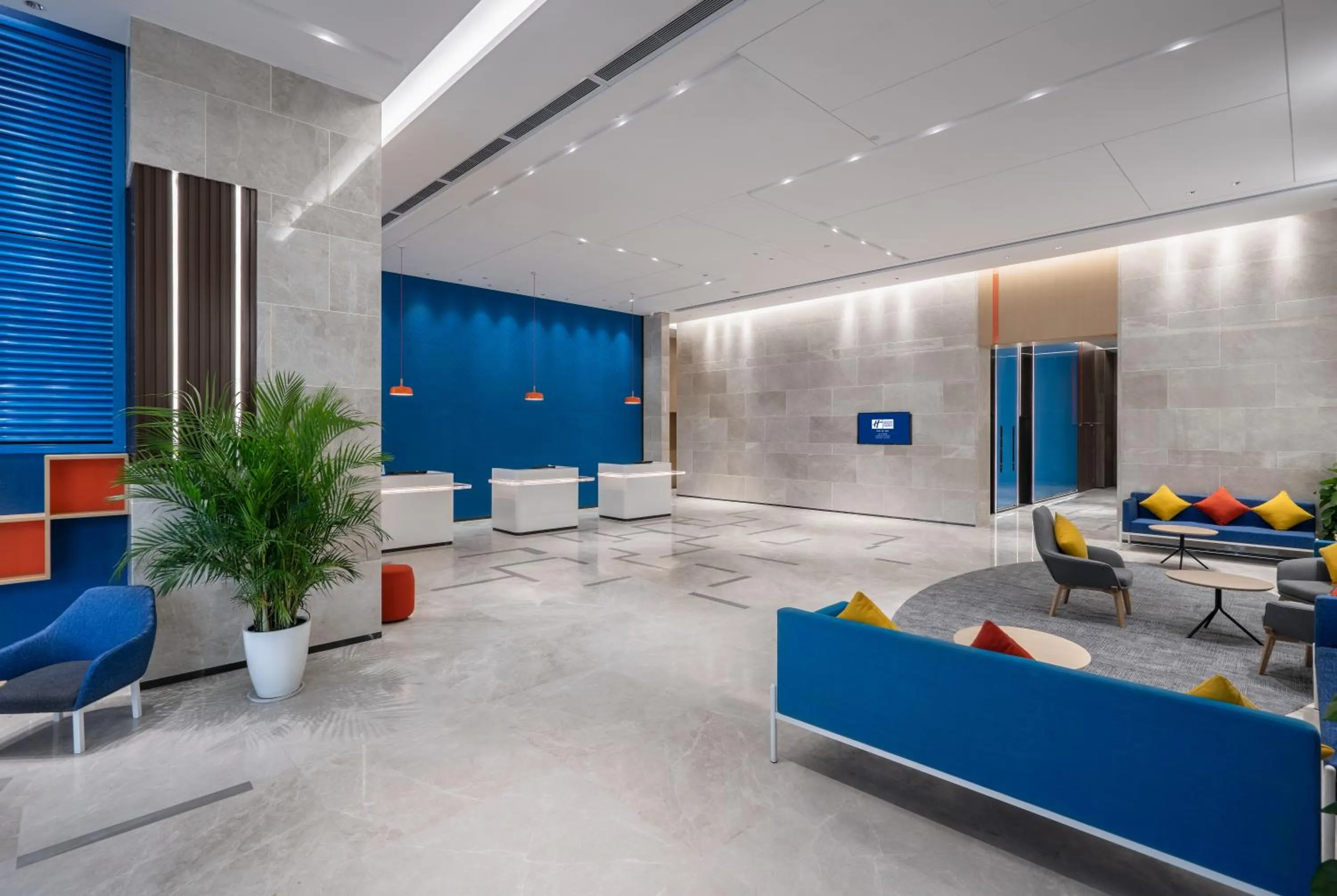 Lobby or reception in Holiday Inn Express Changsha South Railway Station by IHG