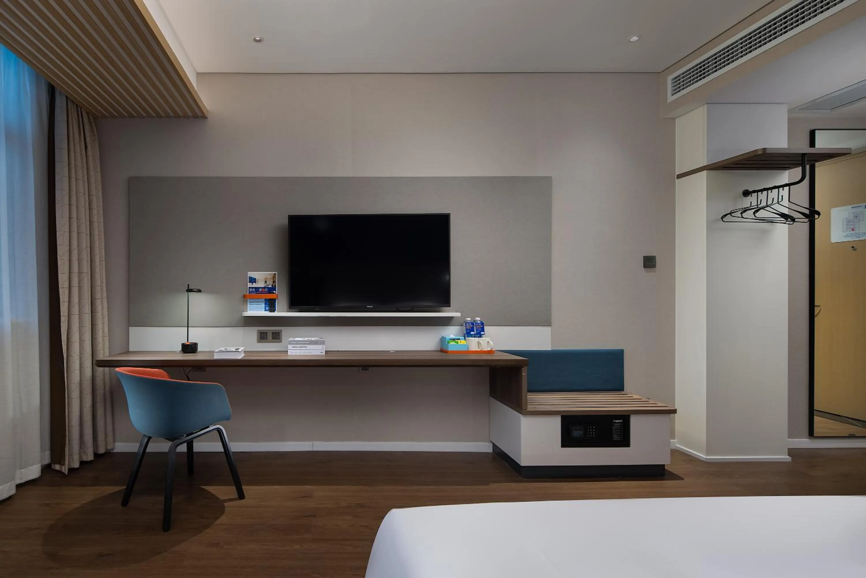 Bed in Holiday Inn Express Changsha South Railway Station by IHG