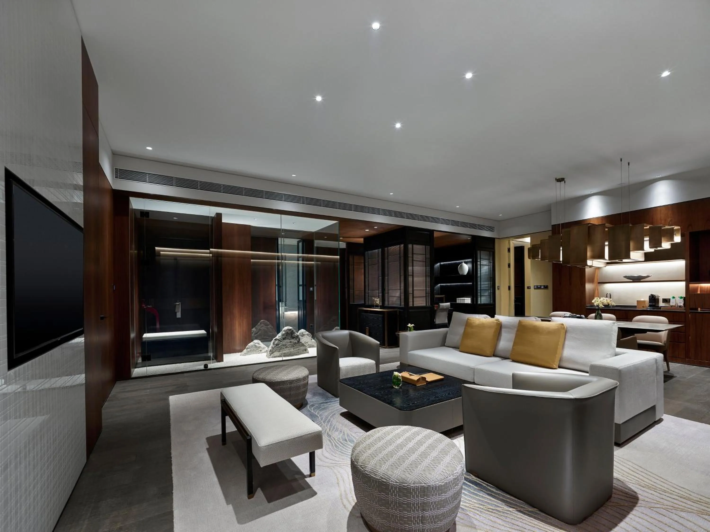 Photo of the whole room in InterContinental Dongguan by IHG