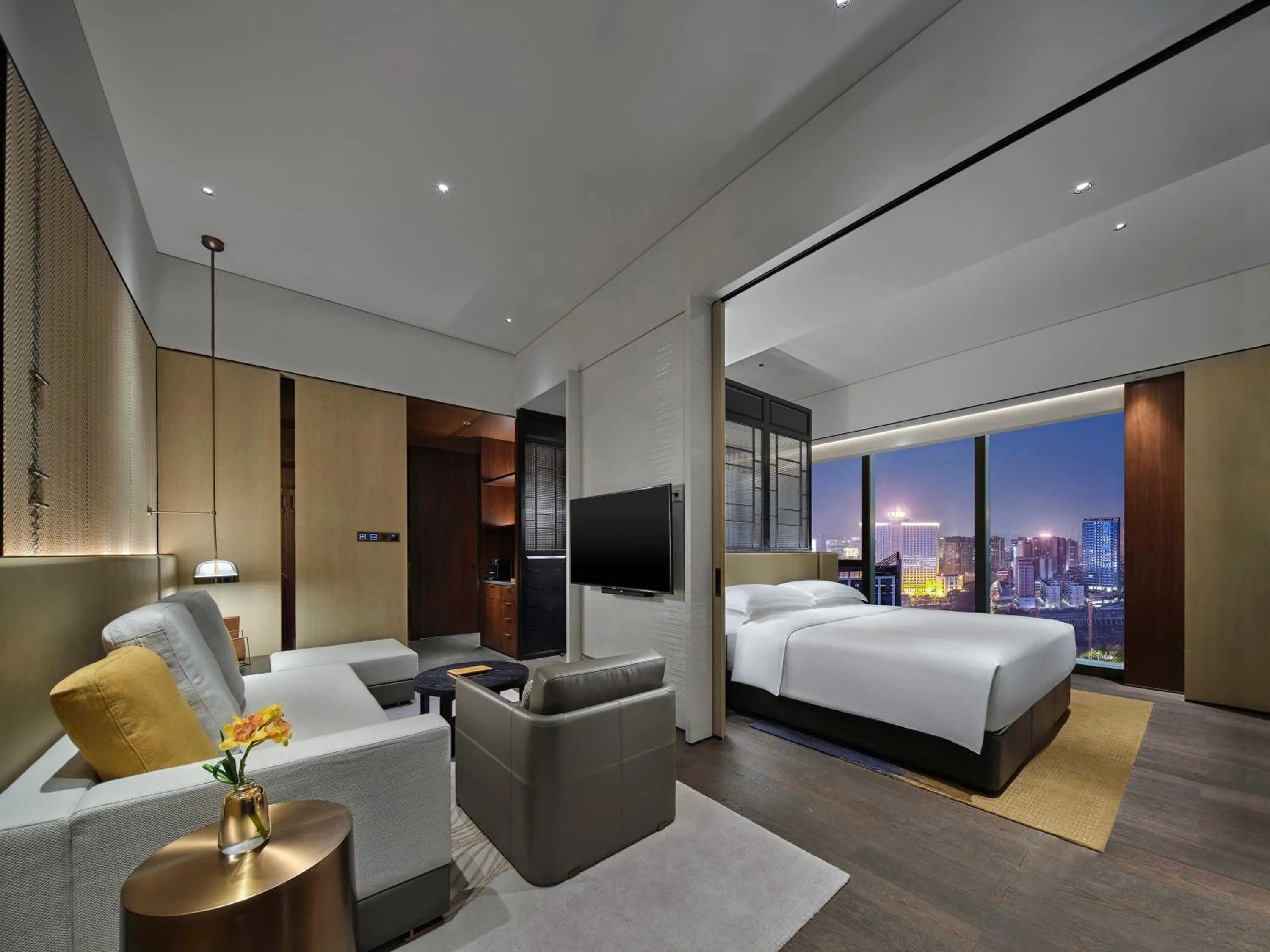 Bedroom, Bed in InterContinental Dongguan by IHG