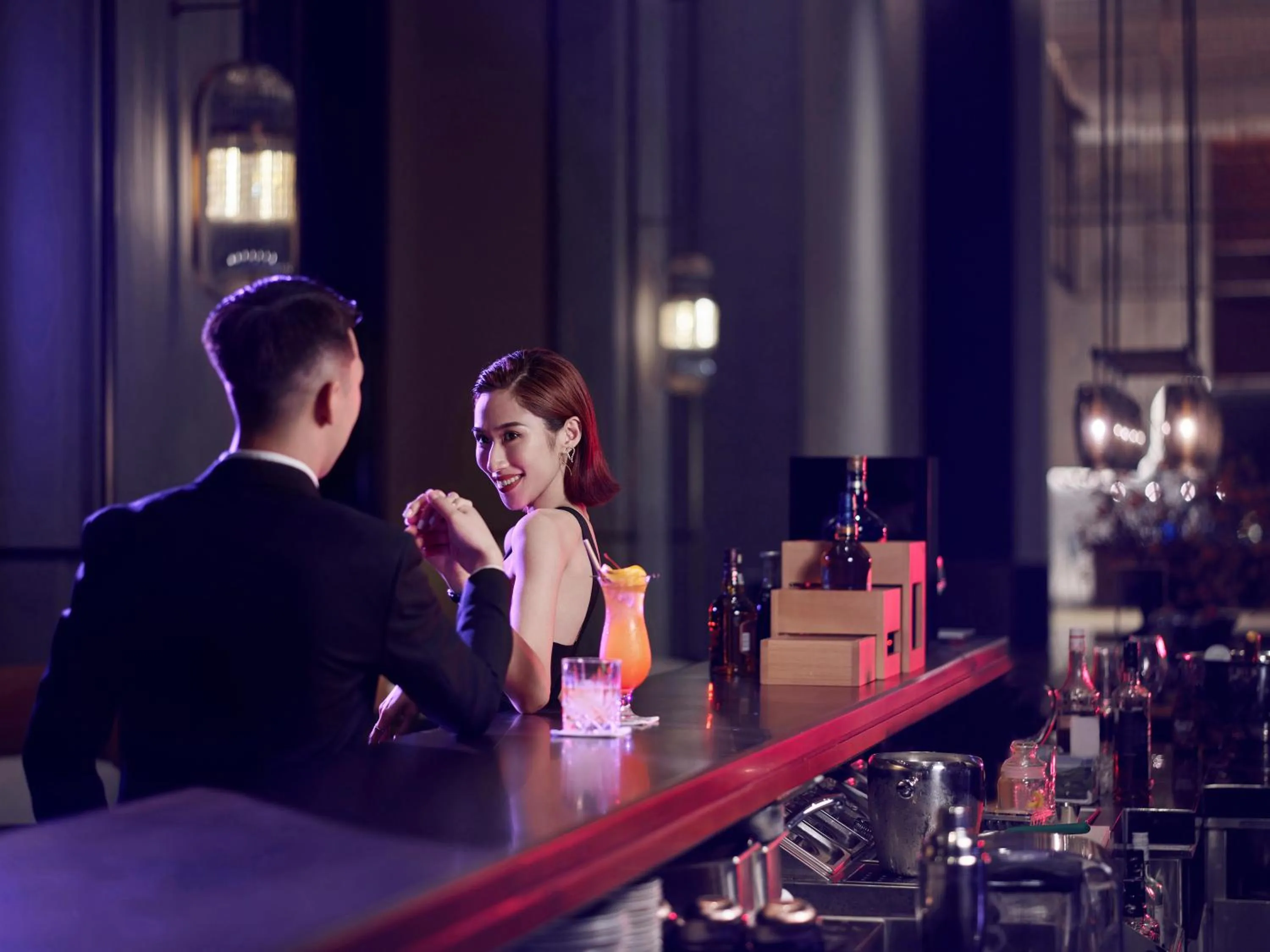 Lounge or bar in InterContinental Dongguan by IHG
