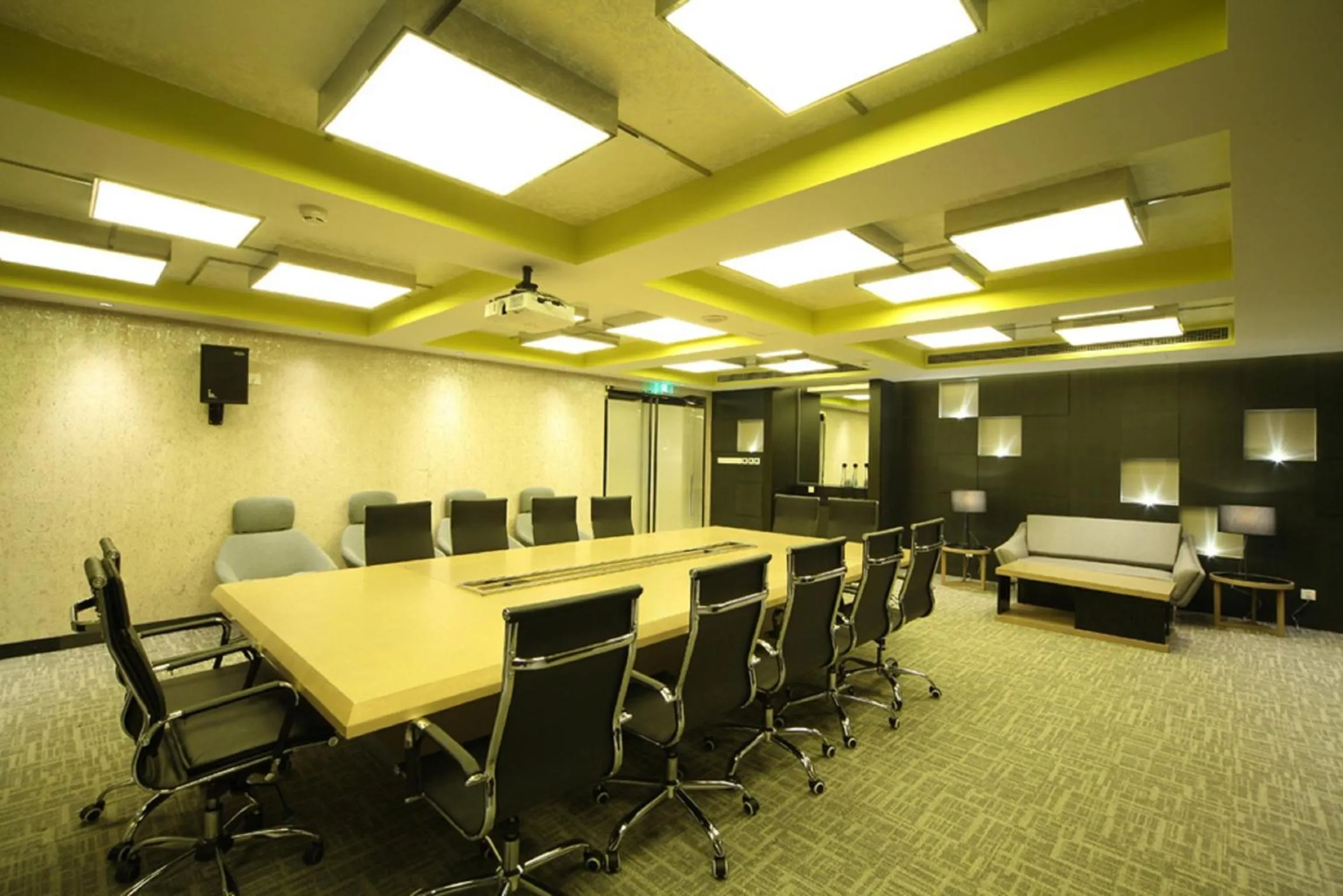 Business facilities in Beijing Qianyuan Hotel