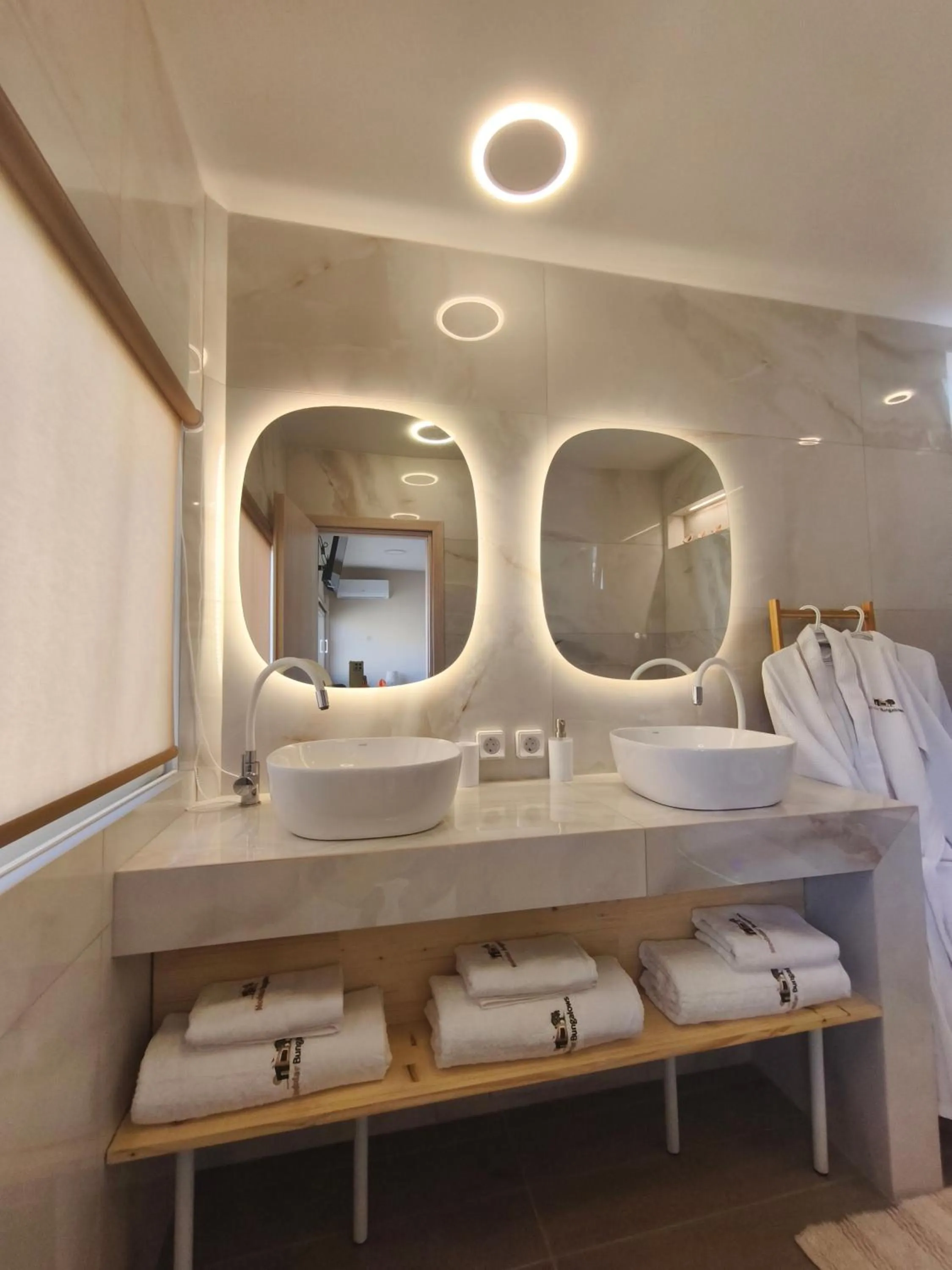 Bathroom in Modular Bungalows With Heated Pool Artemis Greece