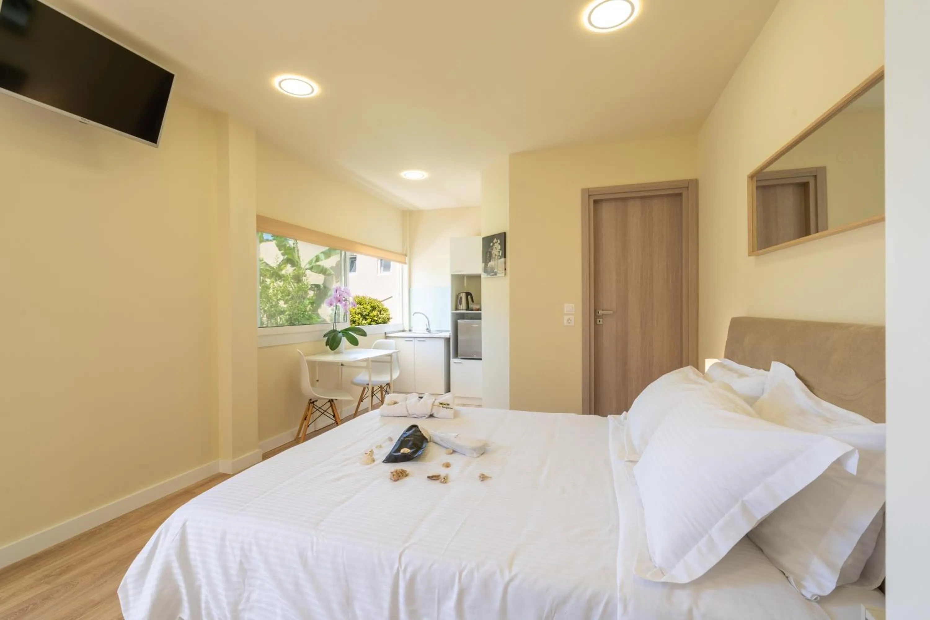 Bedroom, Bed in Modular Bungalows With Heated Pool Artemis Greece