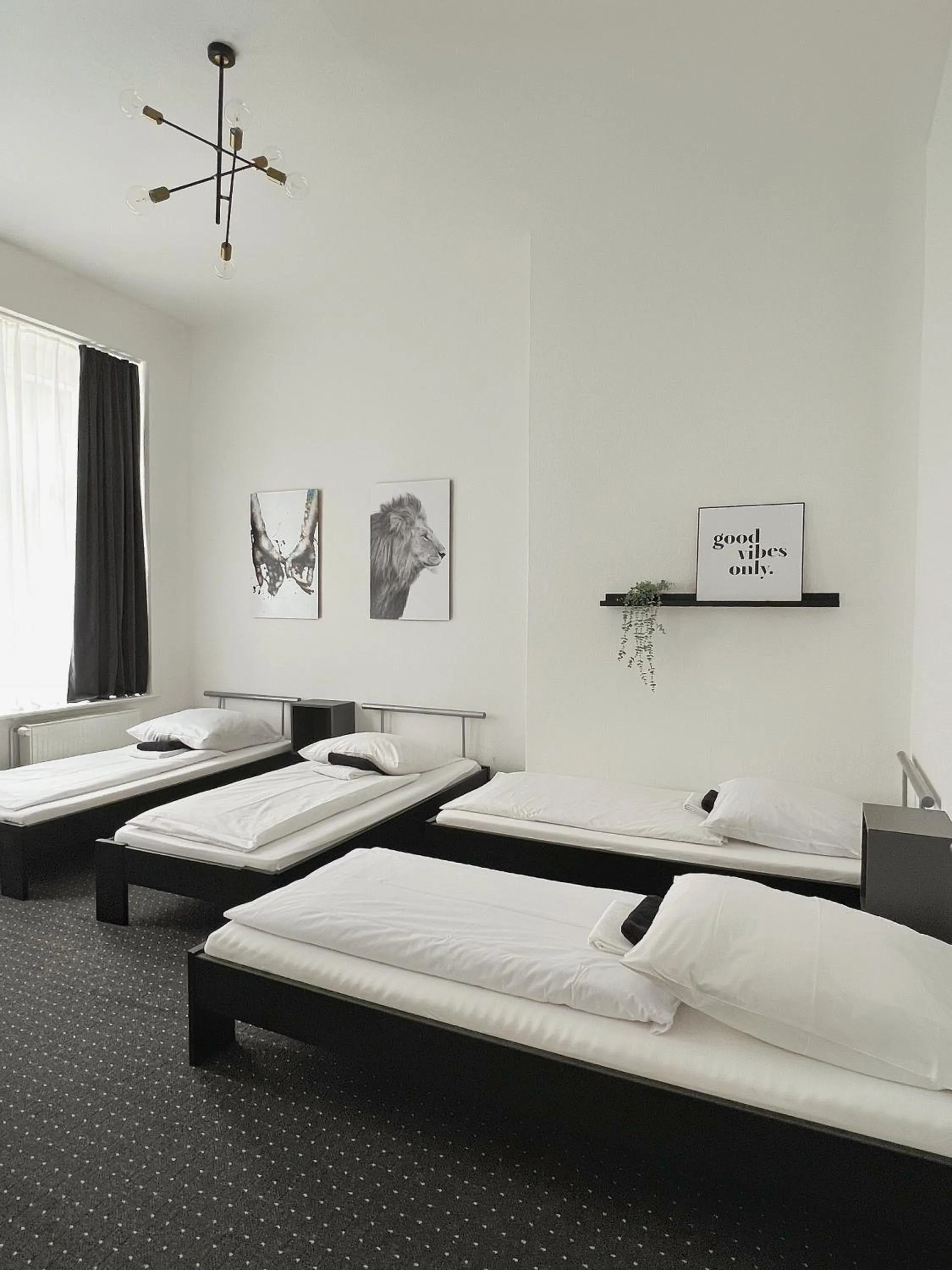 Photo of the whole room, Bed in Hotel AVAlex