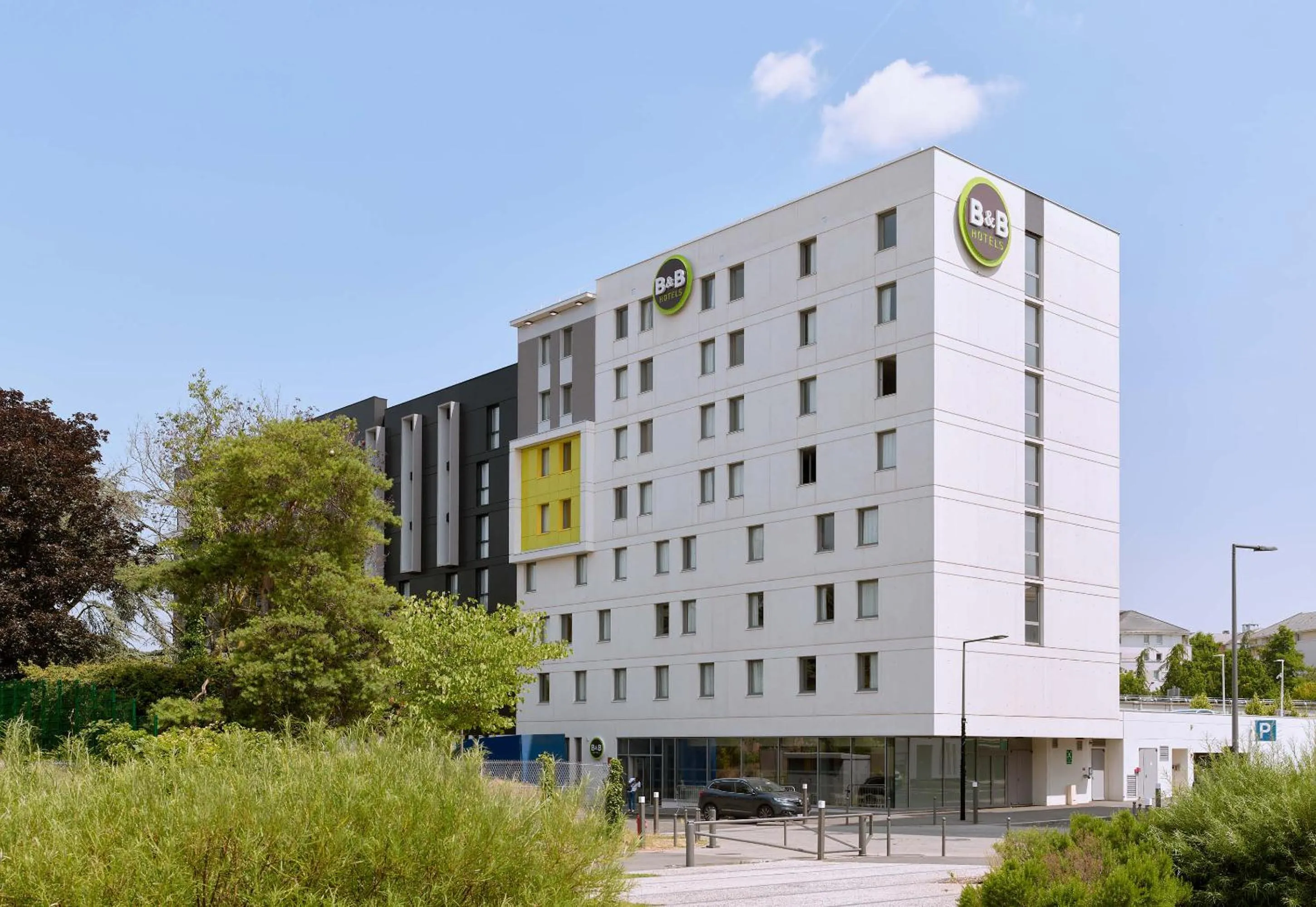 Property building in B&B HOTEL Paris Créteil