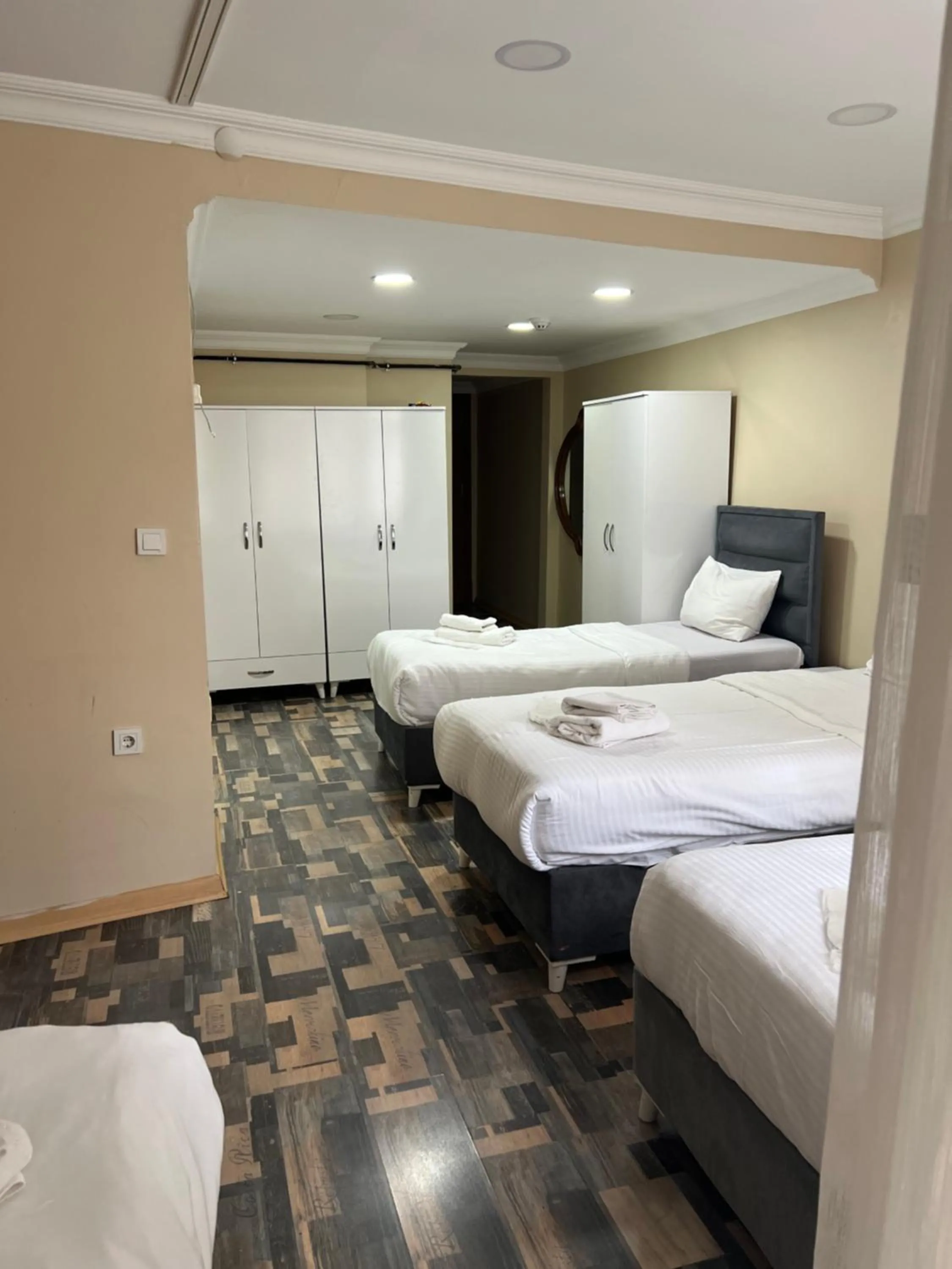 Bed in King Istanbul Hotel
