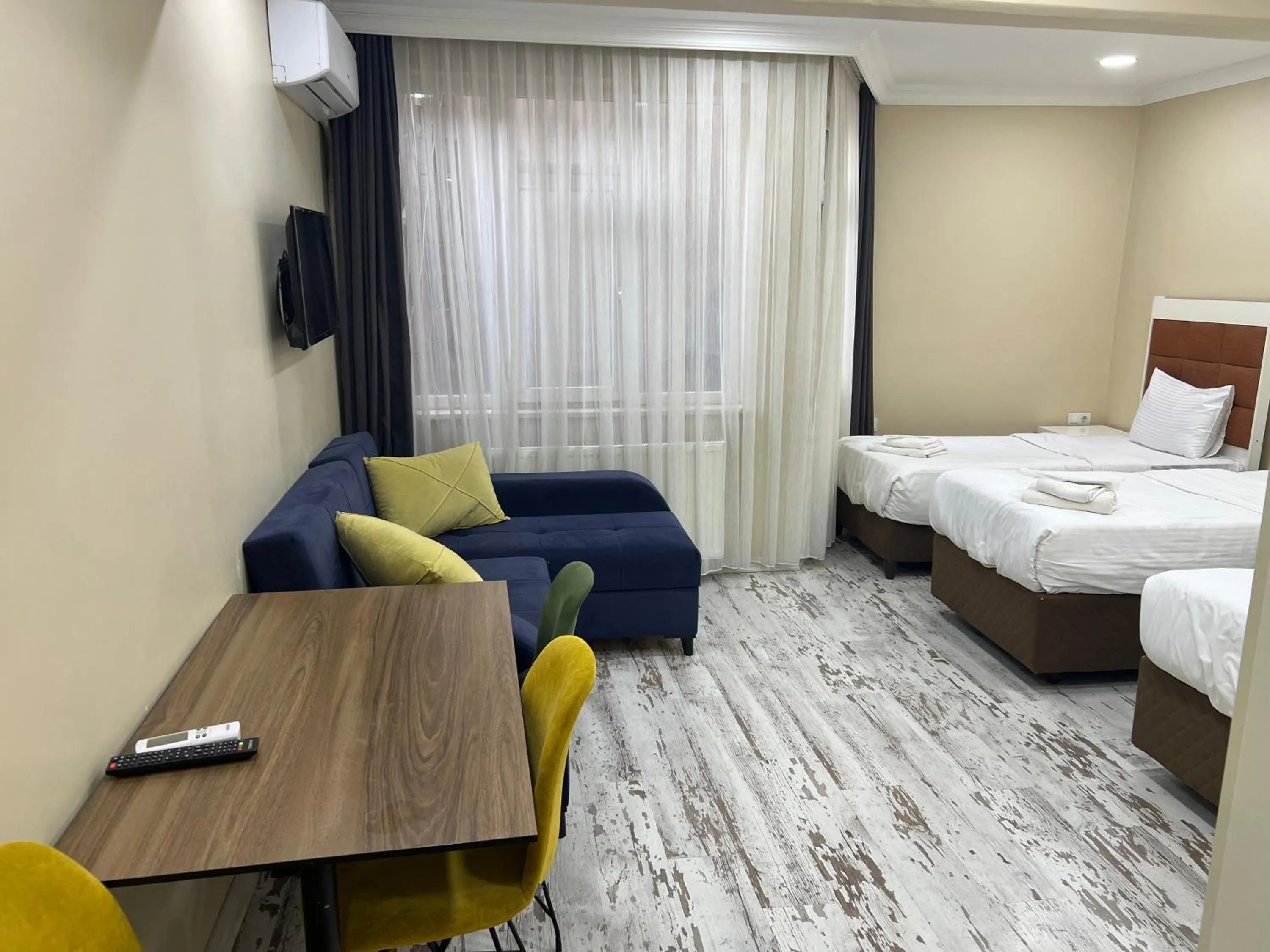 Bed in King Istanbul Hotel