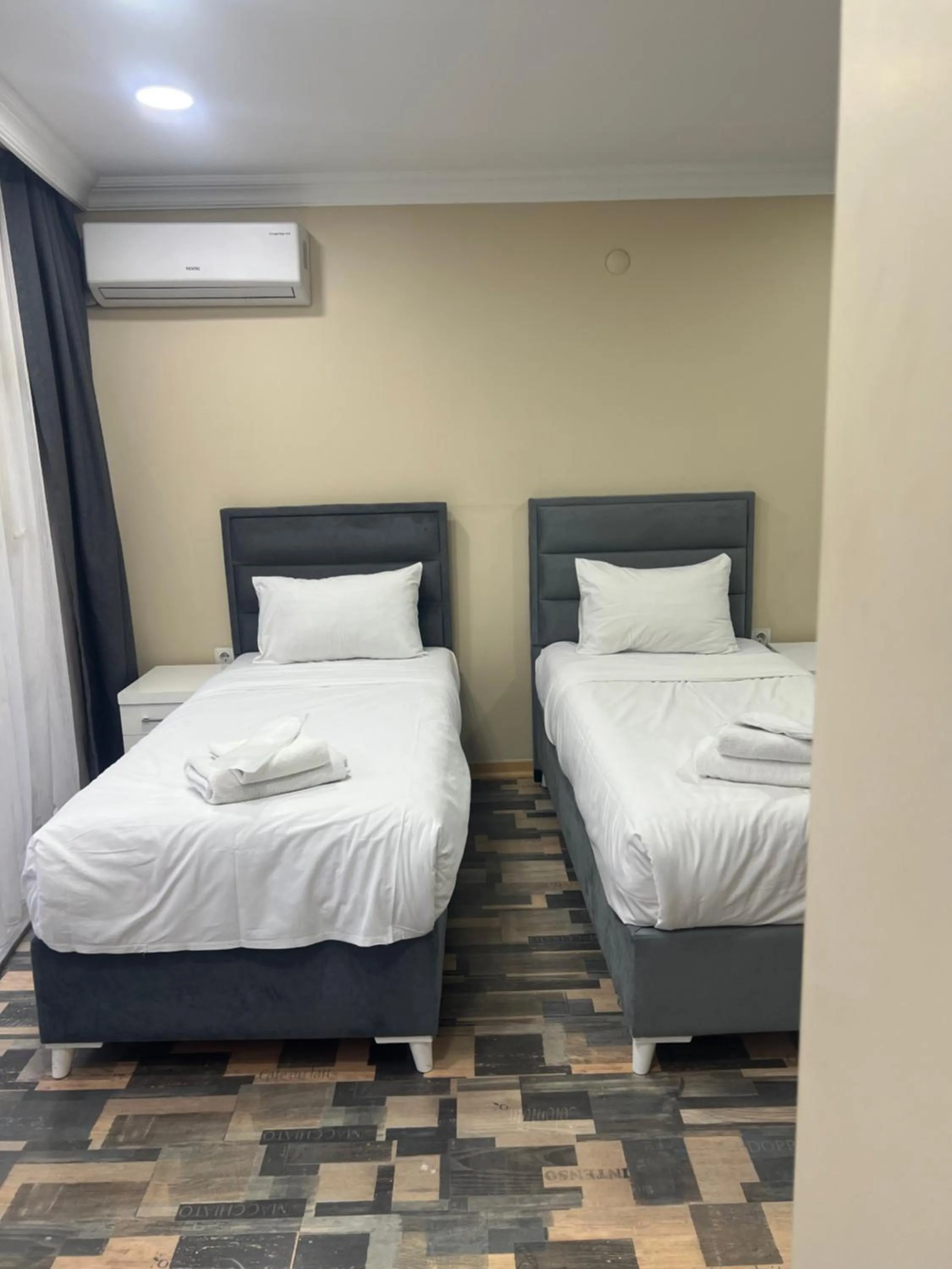 Bed in King Istanbul Hotel