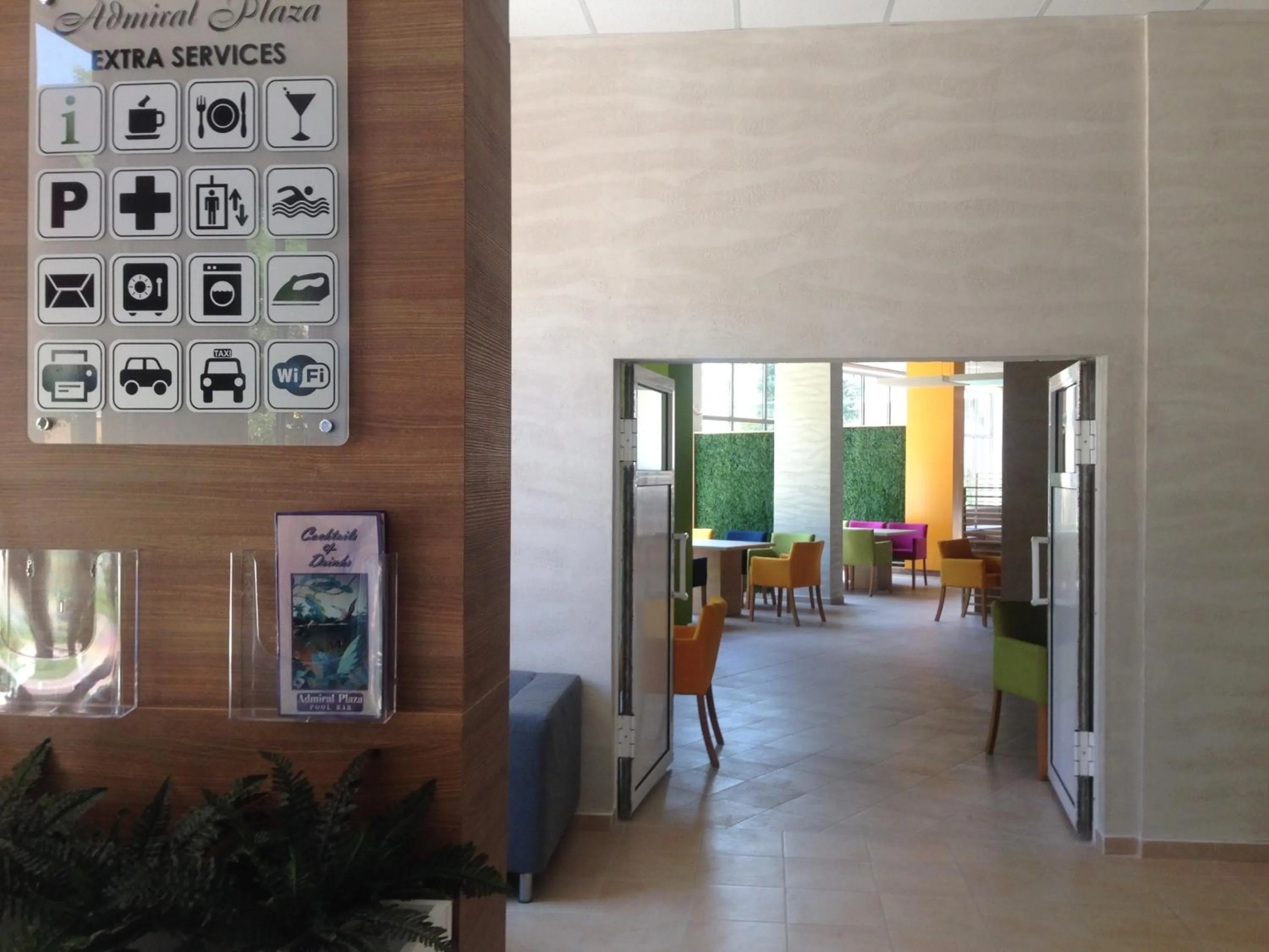 Restaurant/places to eat in Admiral Plaza Hotel