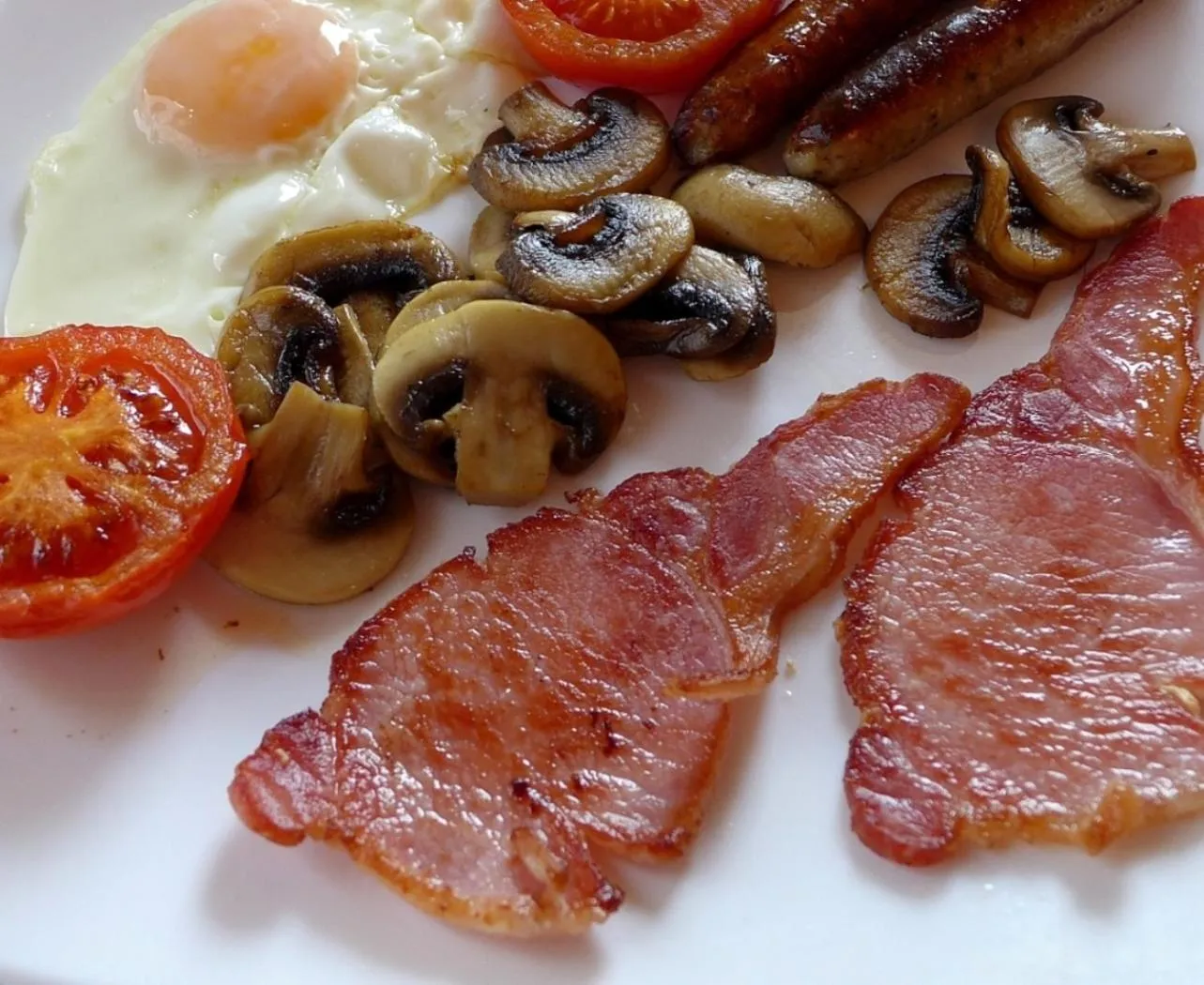 English/Irish breakfast in Admiral Plaza Hotel