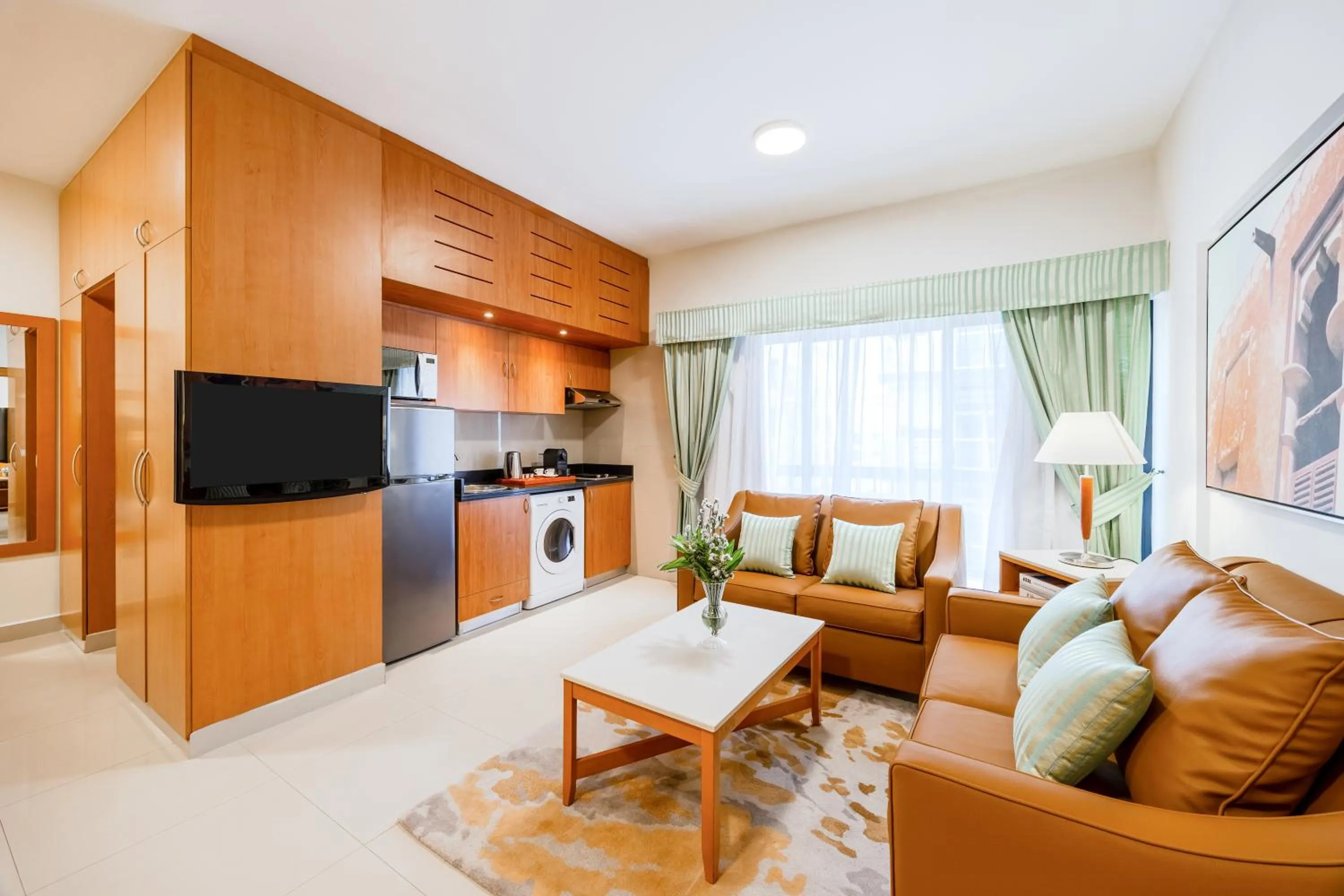 Kitchen or kitchenette in Golden Sands Hotel Apartments