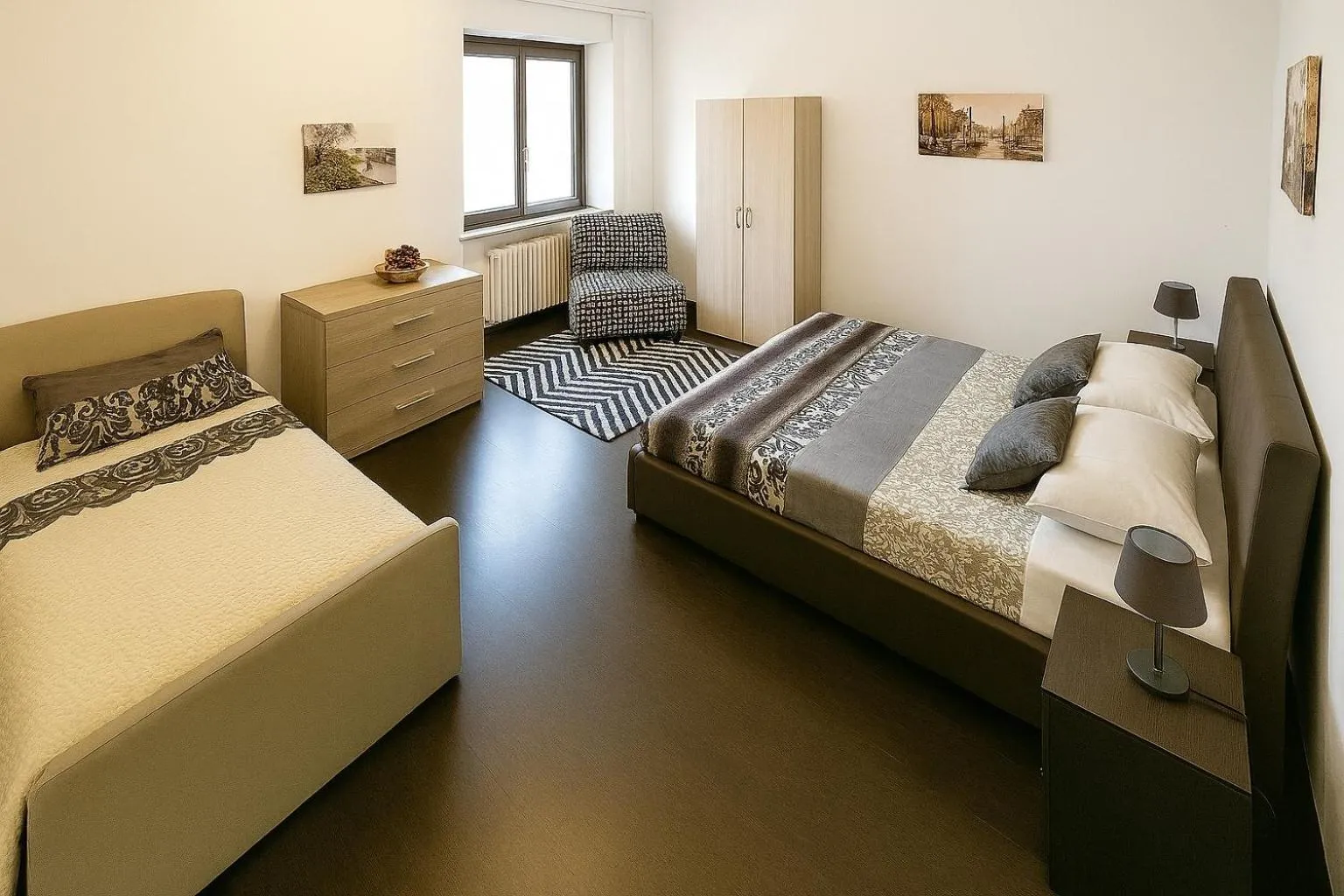 Bedroom, Bed in Lucini Ai Portici,parcheggio privato,due minuti dal Bernina Express