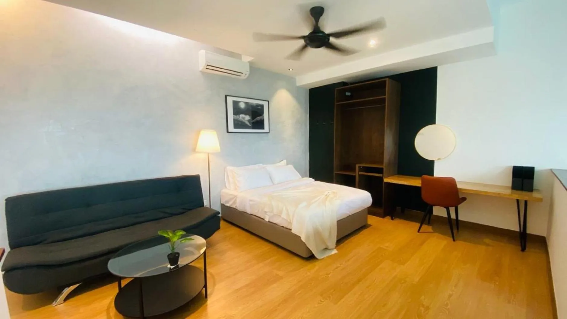 Bed in Kuantan Imperium by Glex