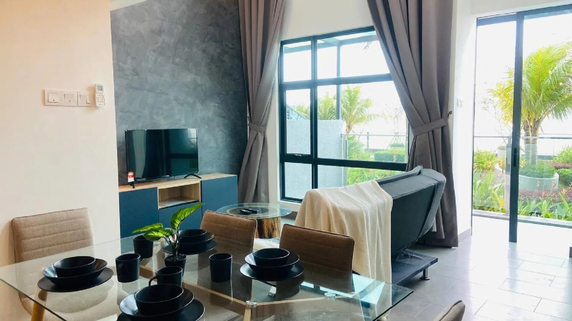 Living room in Kuantan Imperium by Glex