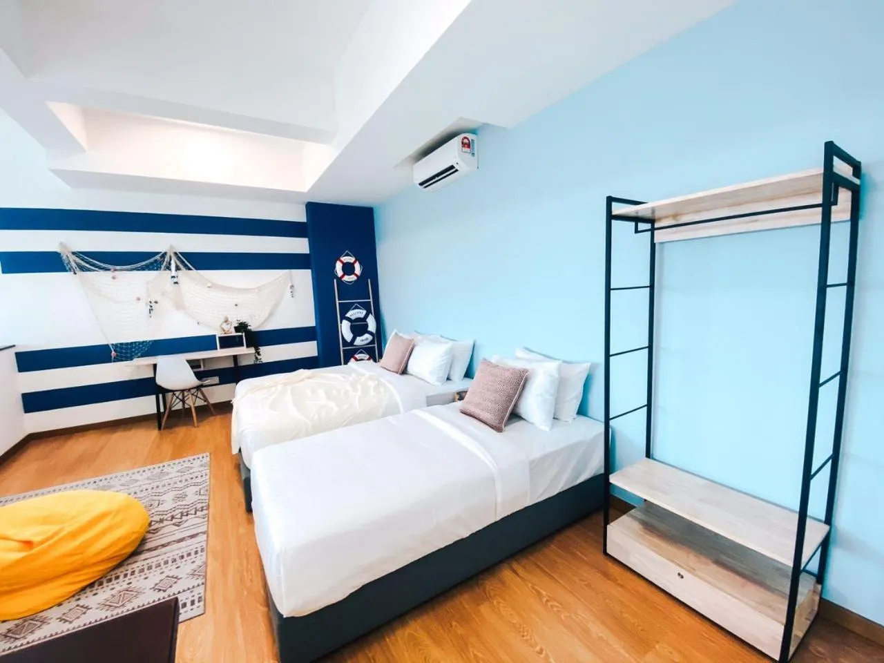 Bedroom, Bed in Kuantan Imperium by Glex