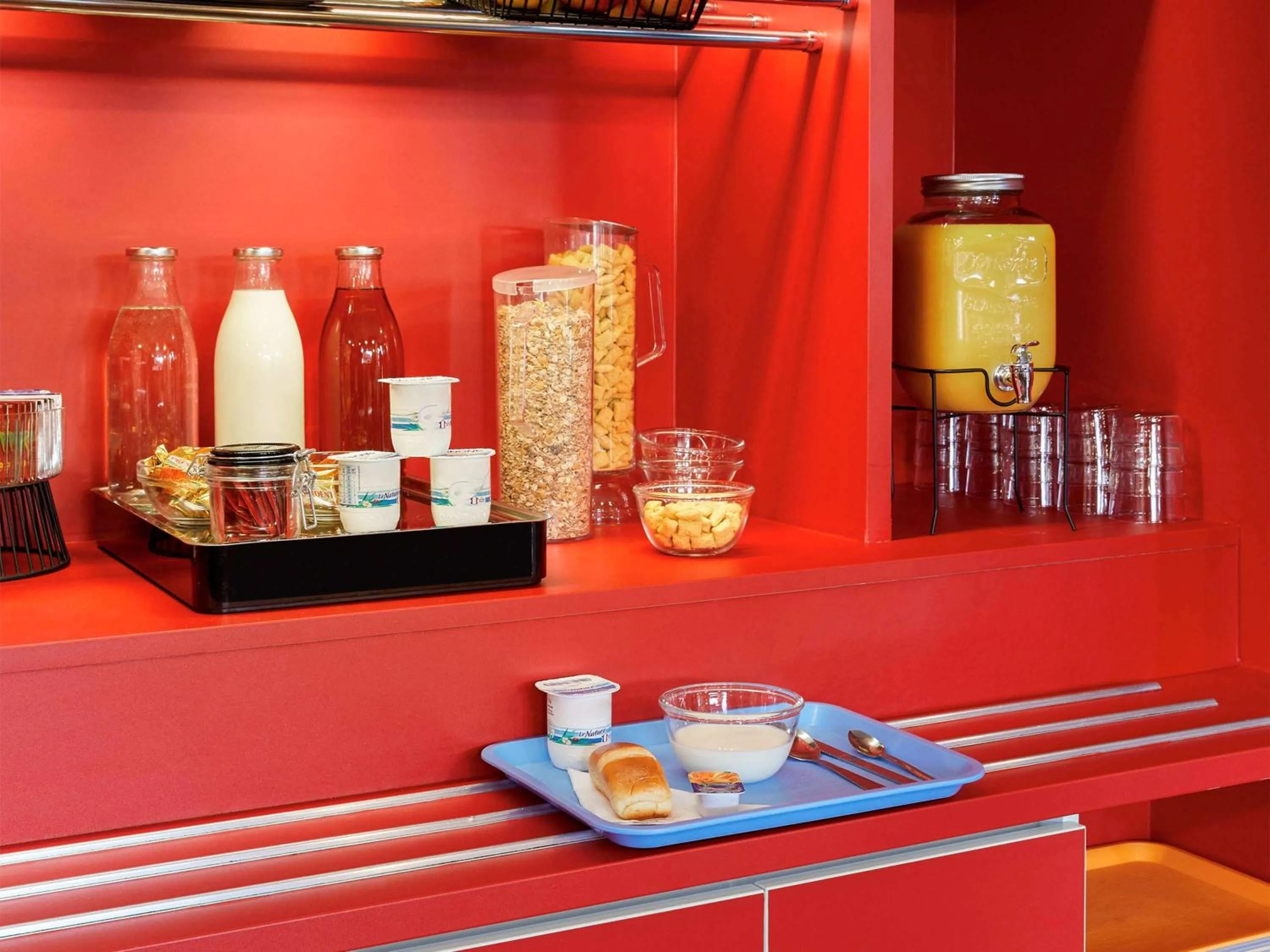 Restaurant/places to eat in hotelF1 Toulouse Aéroport