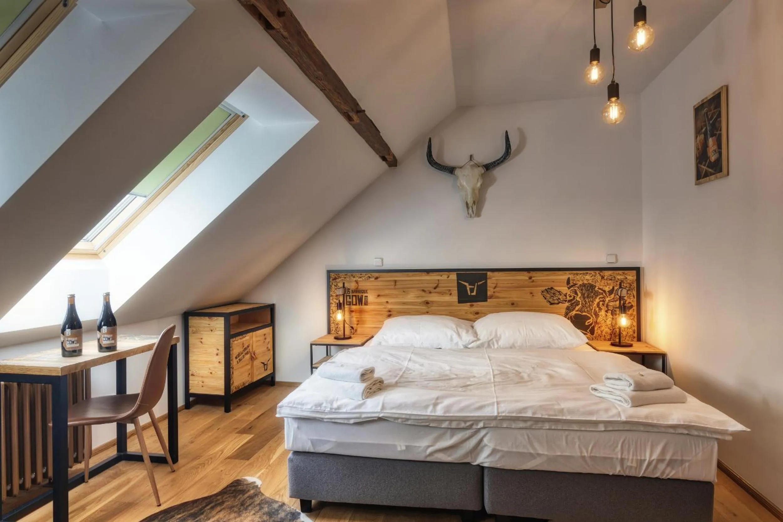 Bed in Pivní Hotel