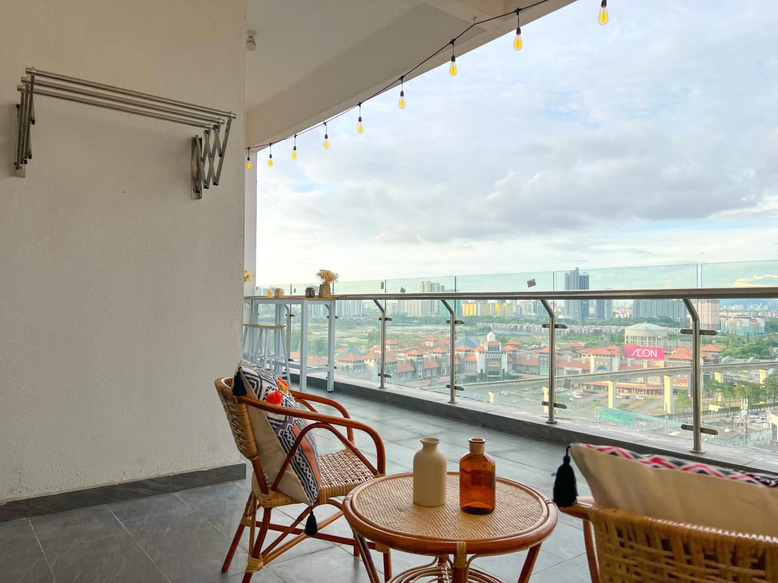 Balcony/Terrace in Skypod Residence Puchong