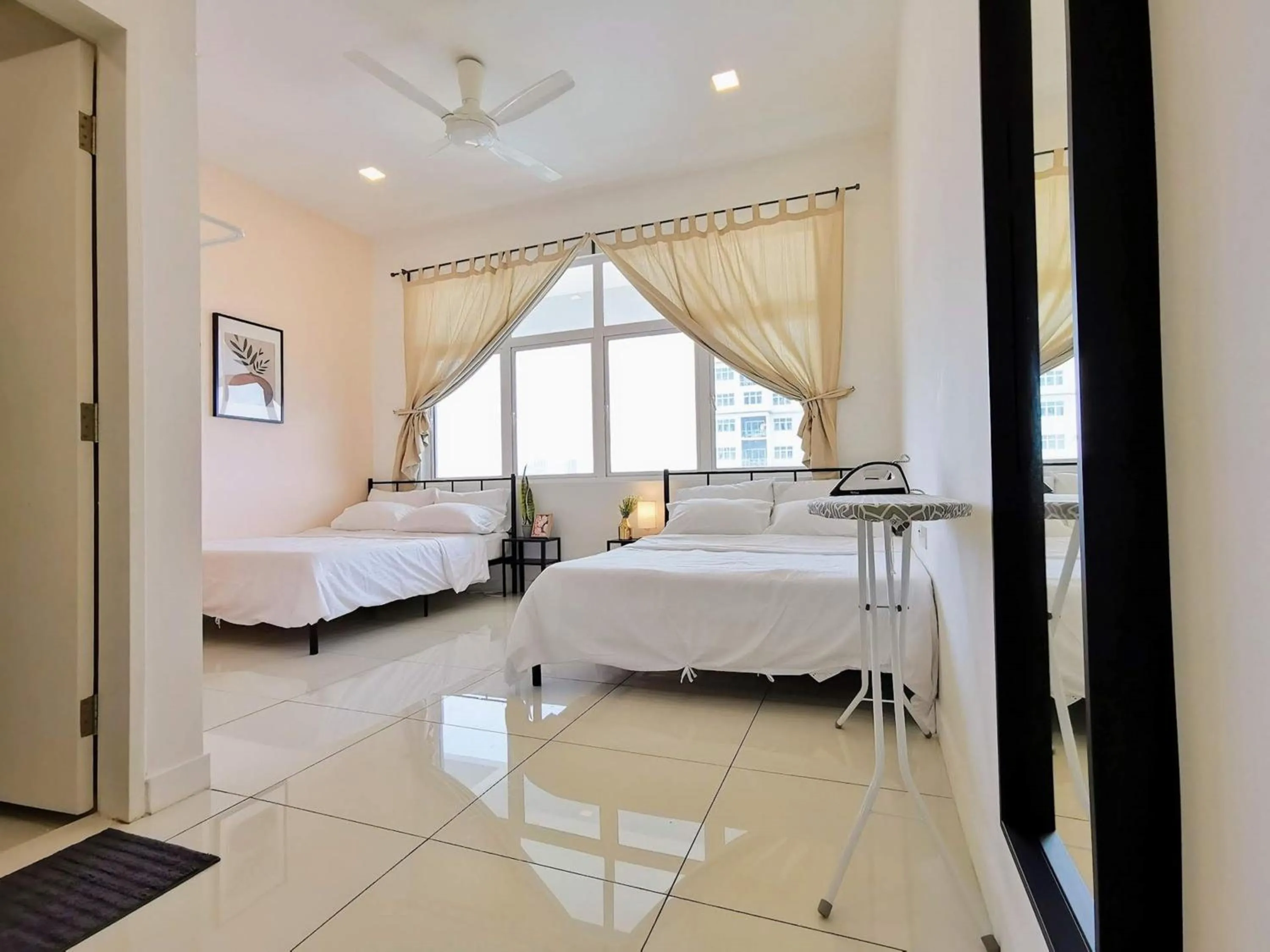 Bedroom, Bed in Skypod Residence Puchong
