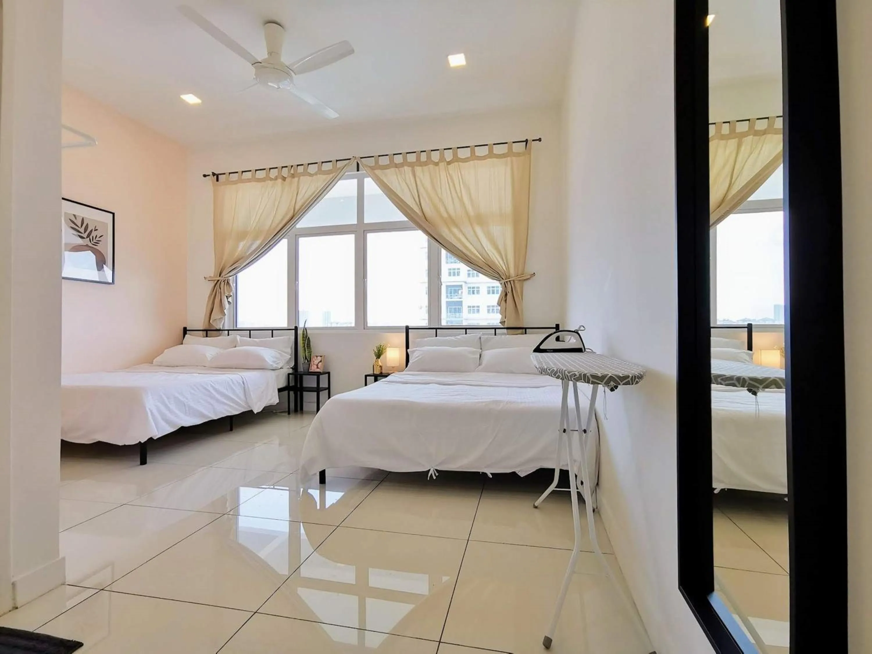 Bedroom, Bed in Skypod Residence Puchong