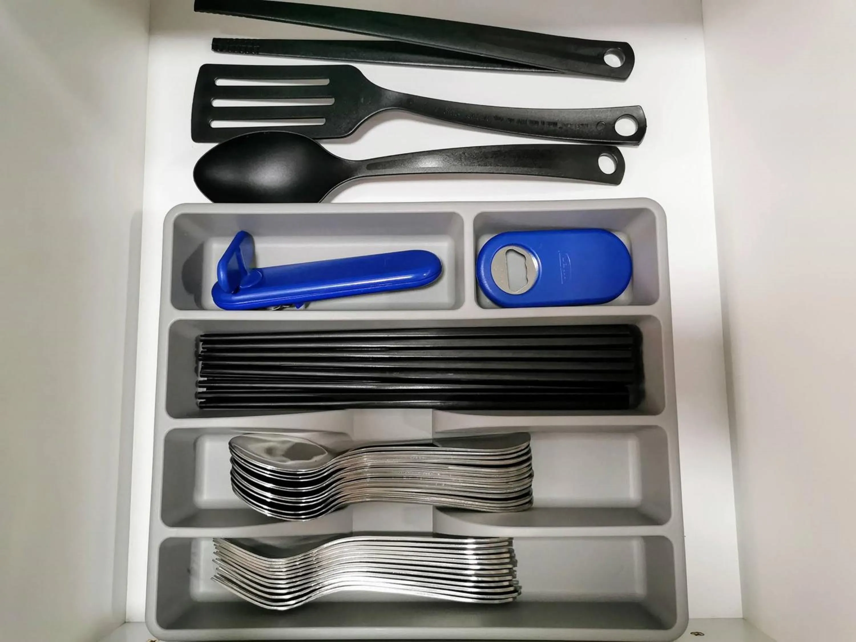 Dining area in Skypod Residence Puchong