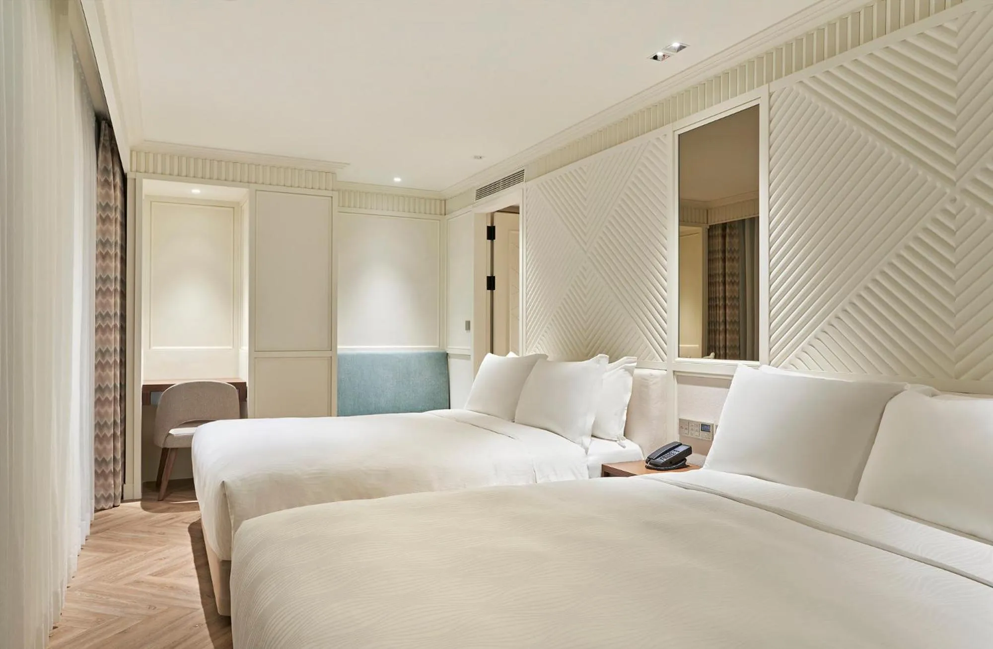 Bedroom, Bed in Grand Josun Busan