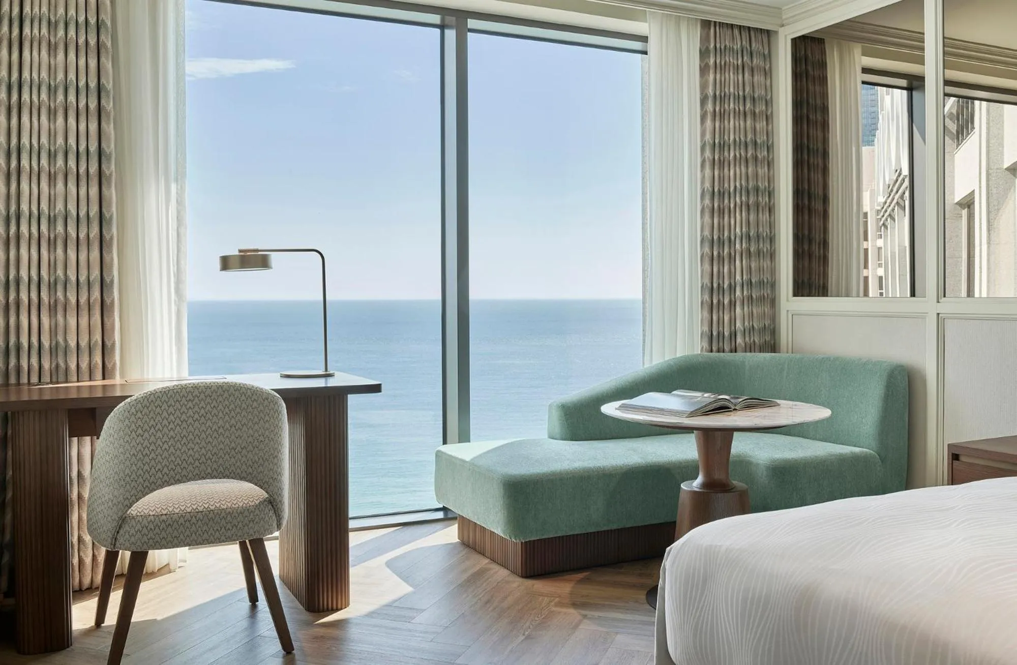 Sea view, Bed in Grand Josun Busan