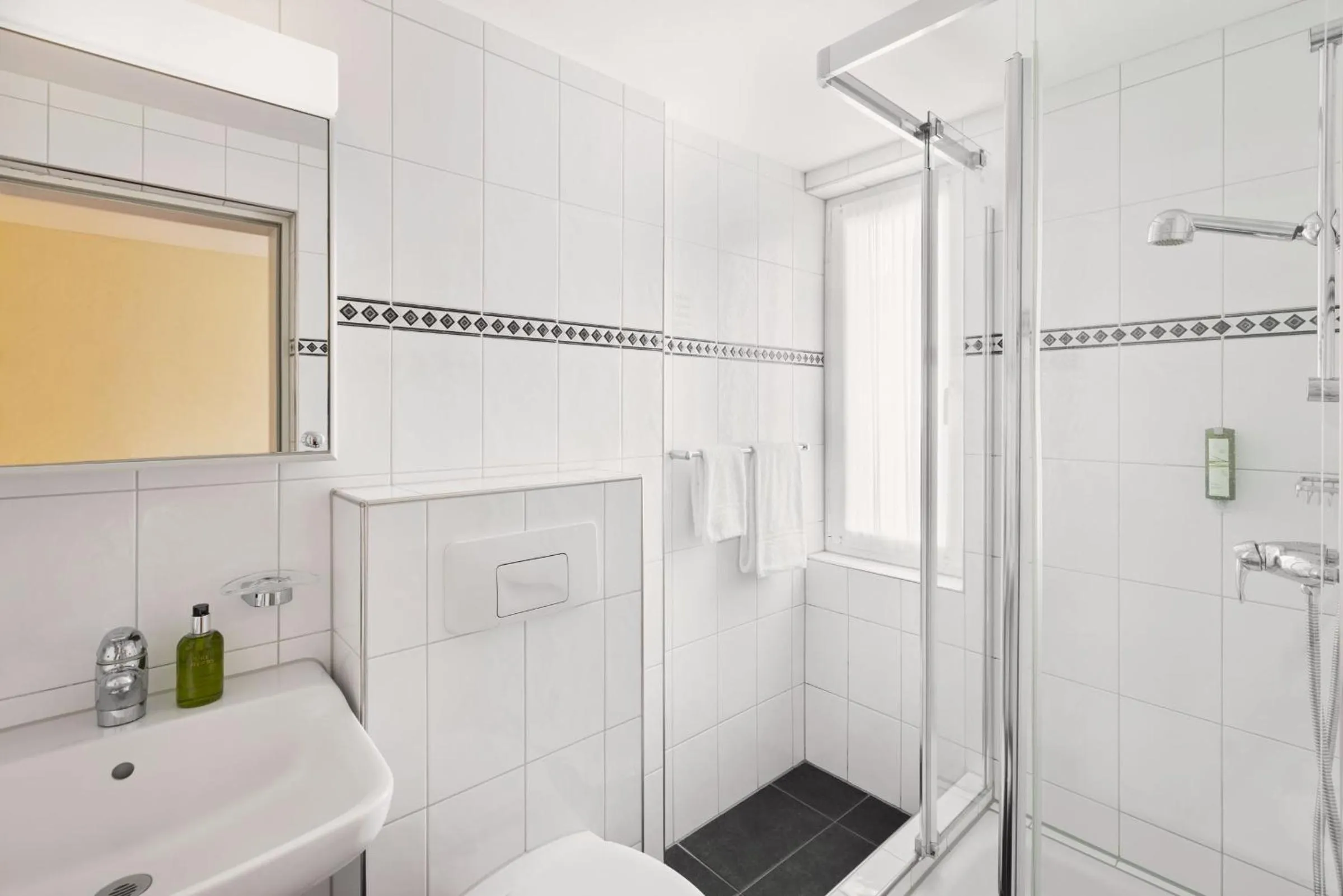 Bathroom in Hotel Amaris