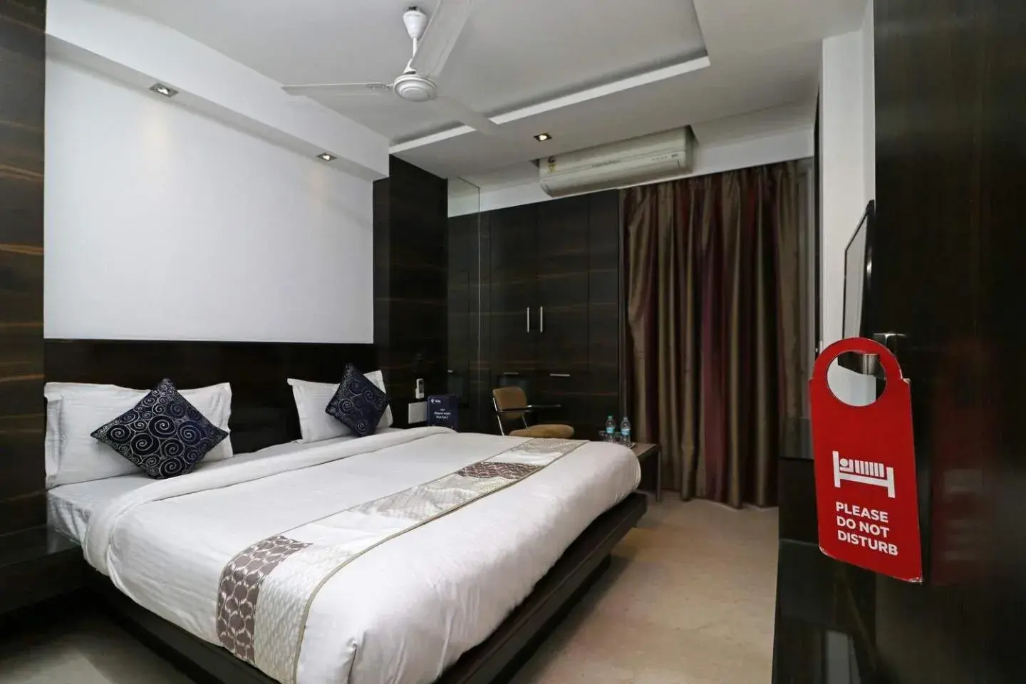 Economy Double Room - single occupancy in HOTEL VEER PALACE By GREYSKY NEAR AIIMS DELHI Economy Double Room - single occupancy in HOTEL VEER PALACE By GREYSKY NEAR AIIMS DELHI