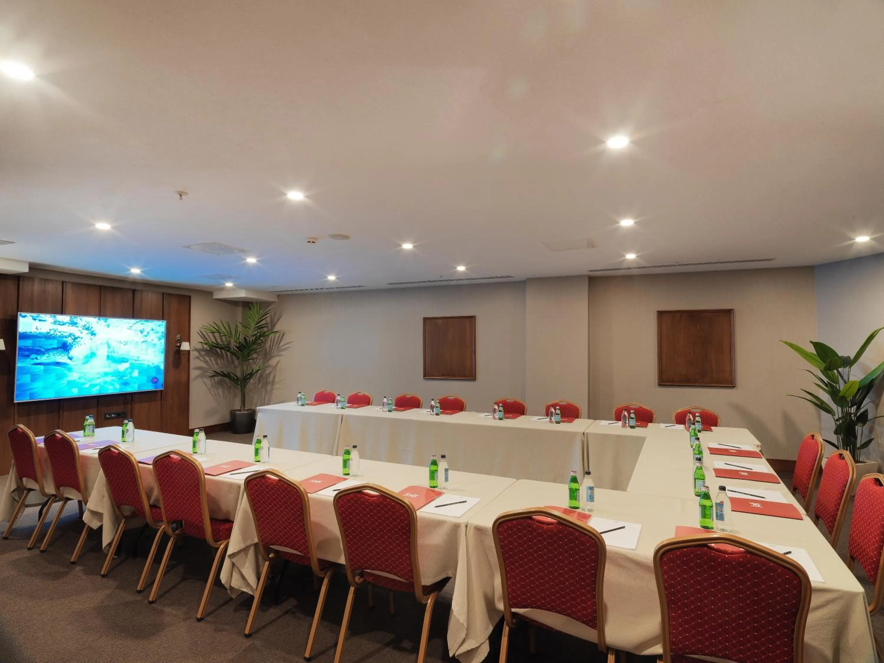 TV and multimedia in Jaff Hotels & Spa Nisantasi