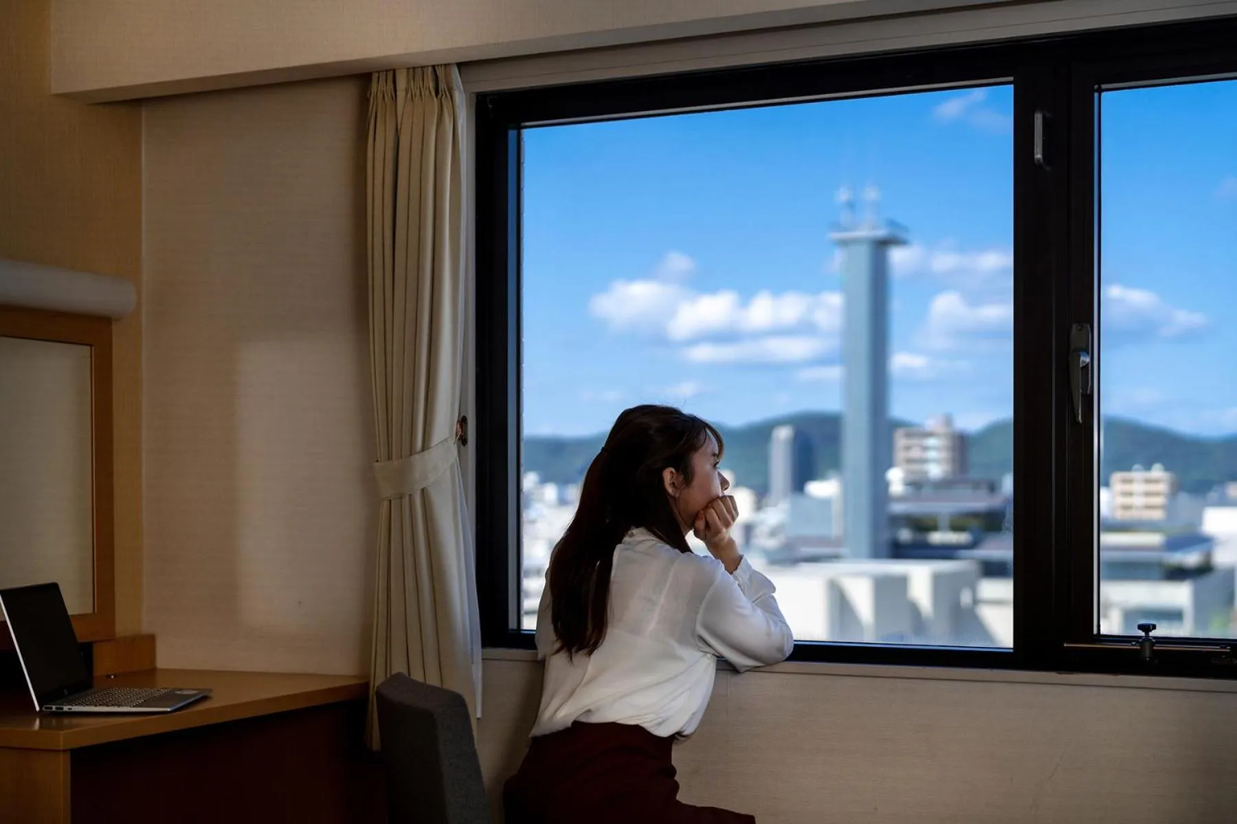 Photo of the whole room in The OneFive Okayama