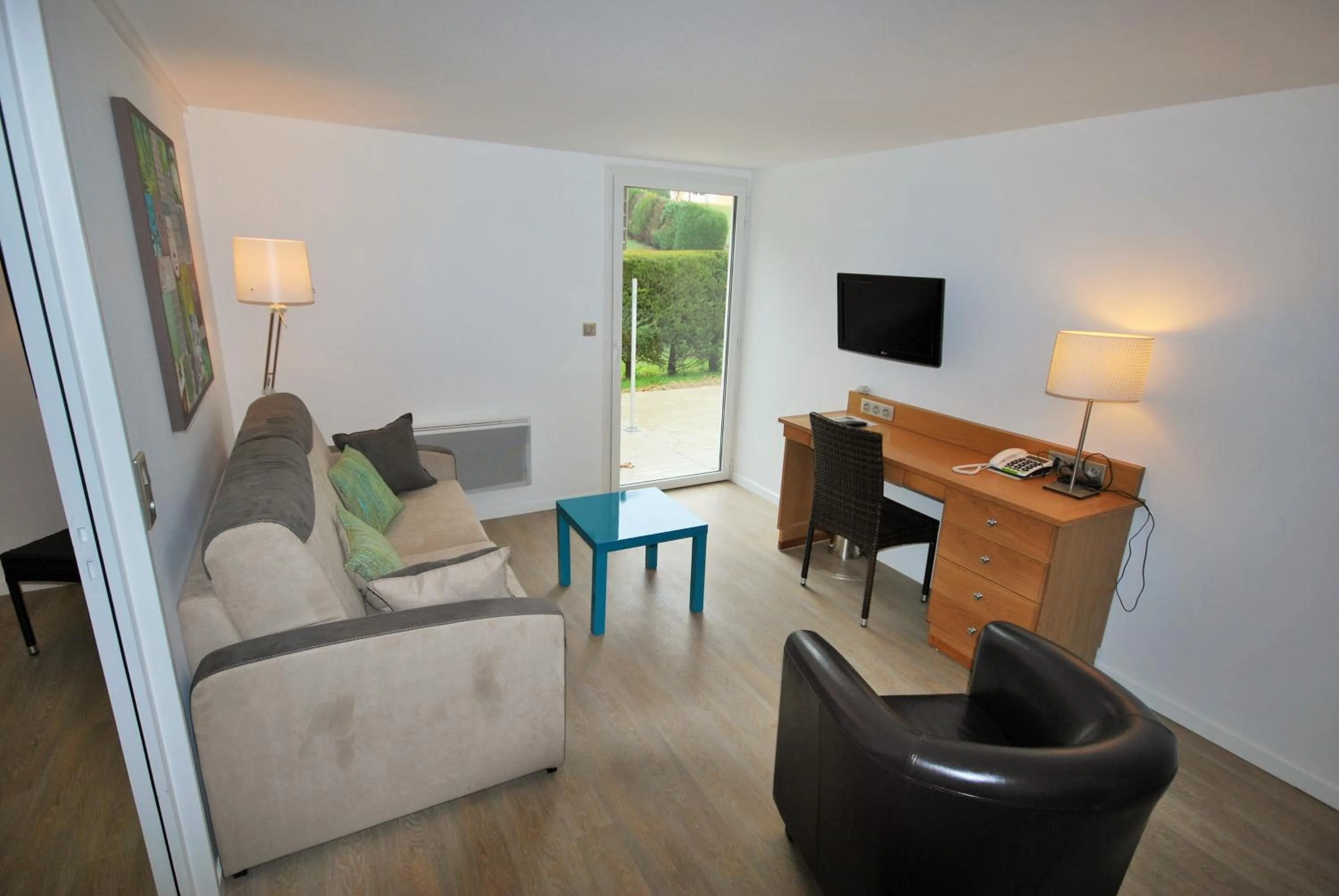 Photo of the whole room in Hotel Le Relais des Champs