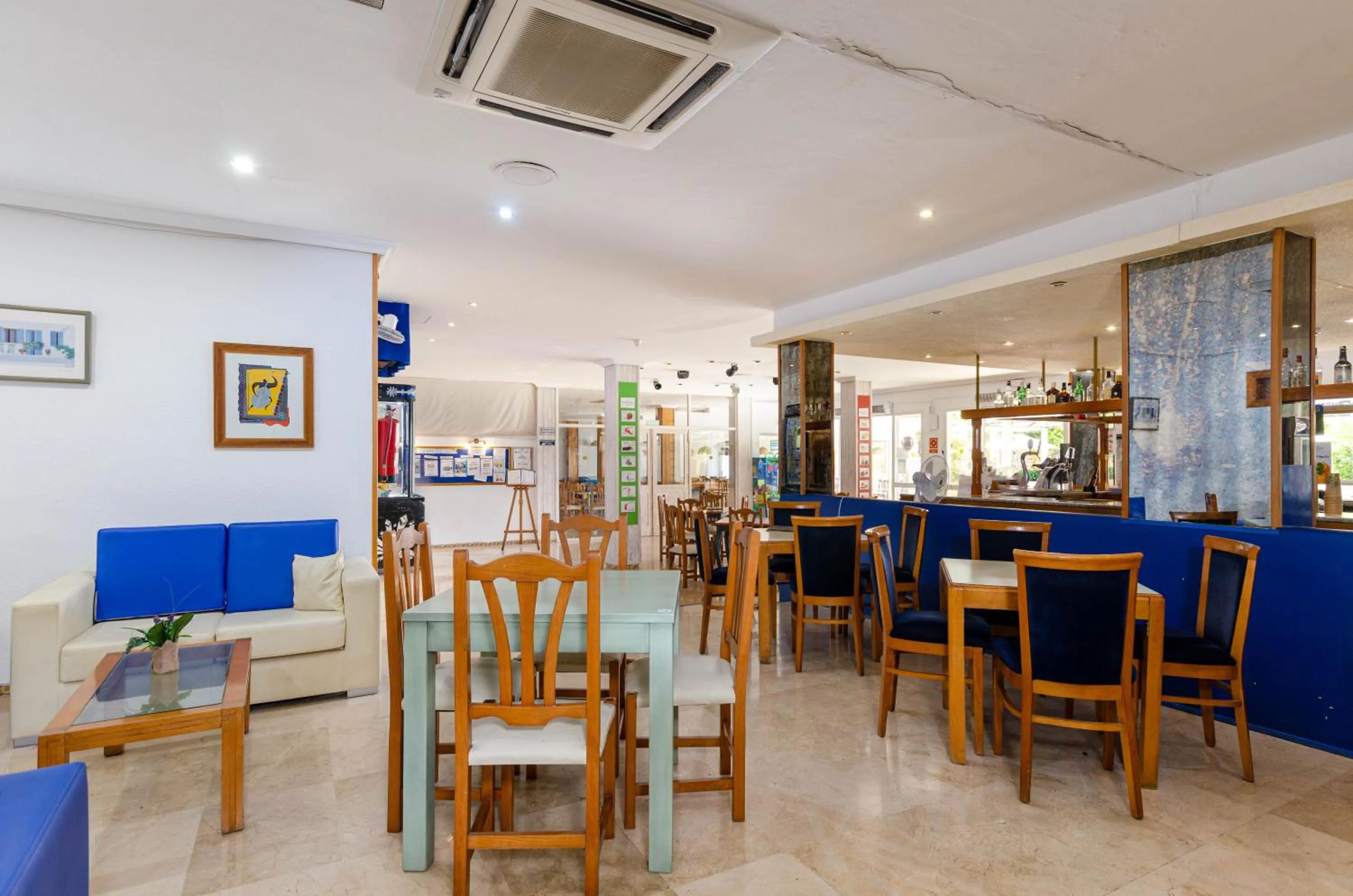 Lounge or bar in Mariner Club