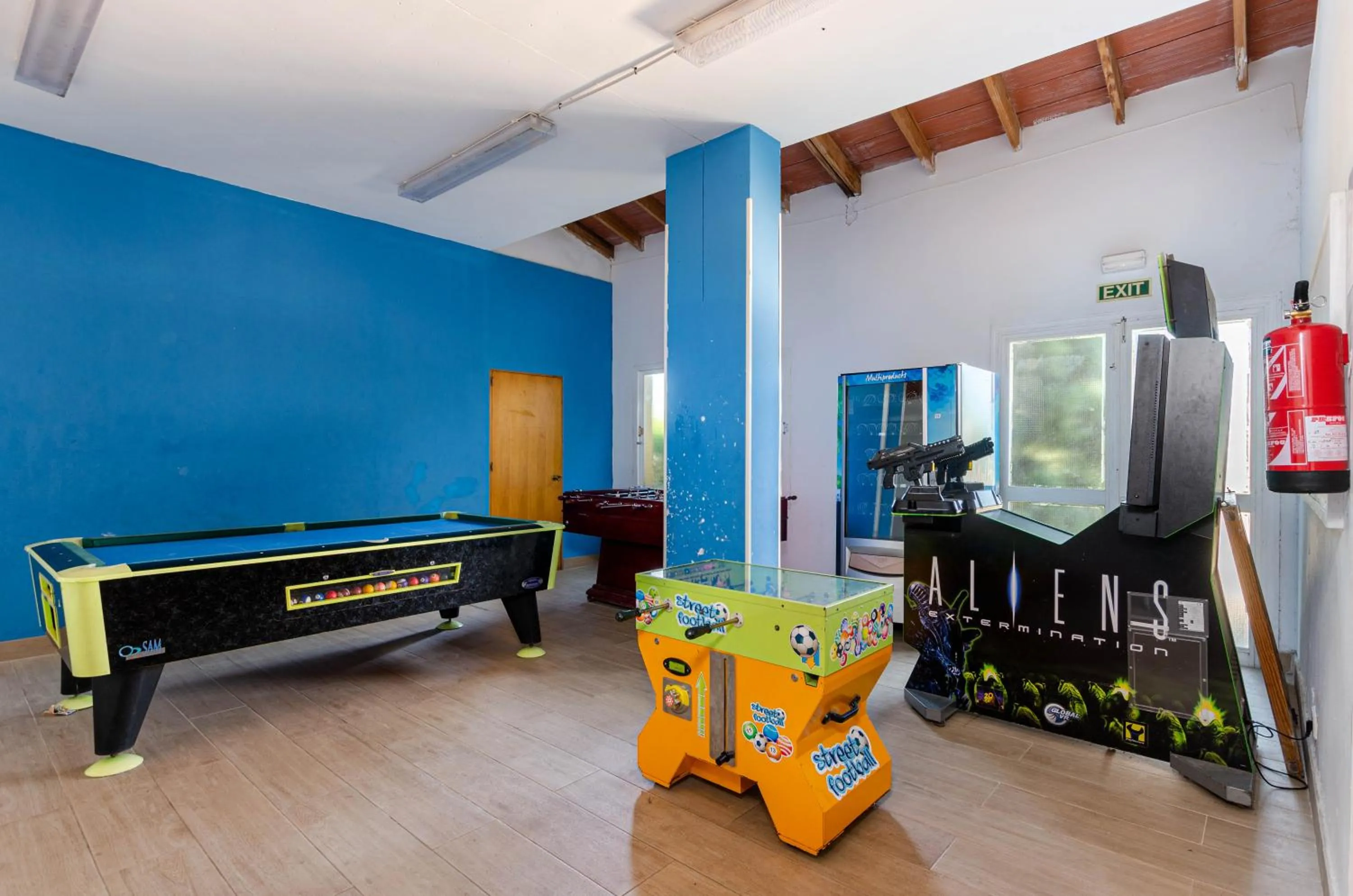 Game Room in Mariner Club