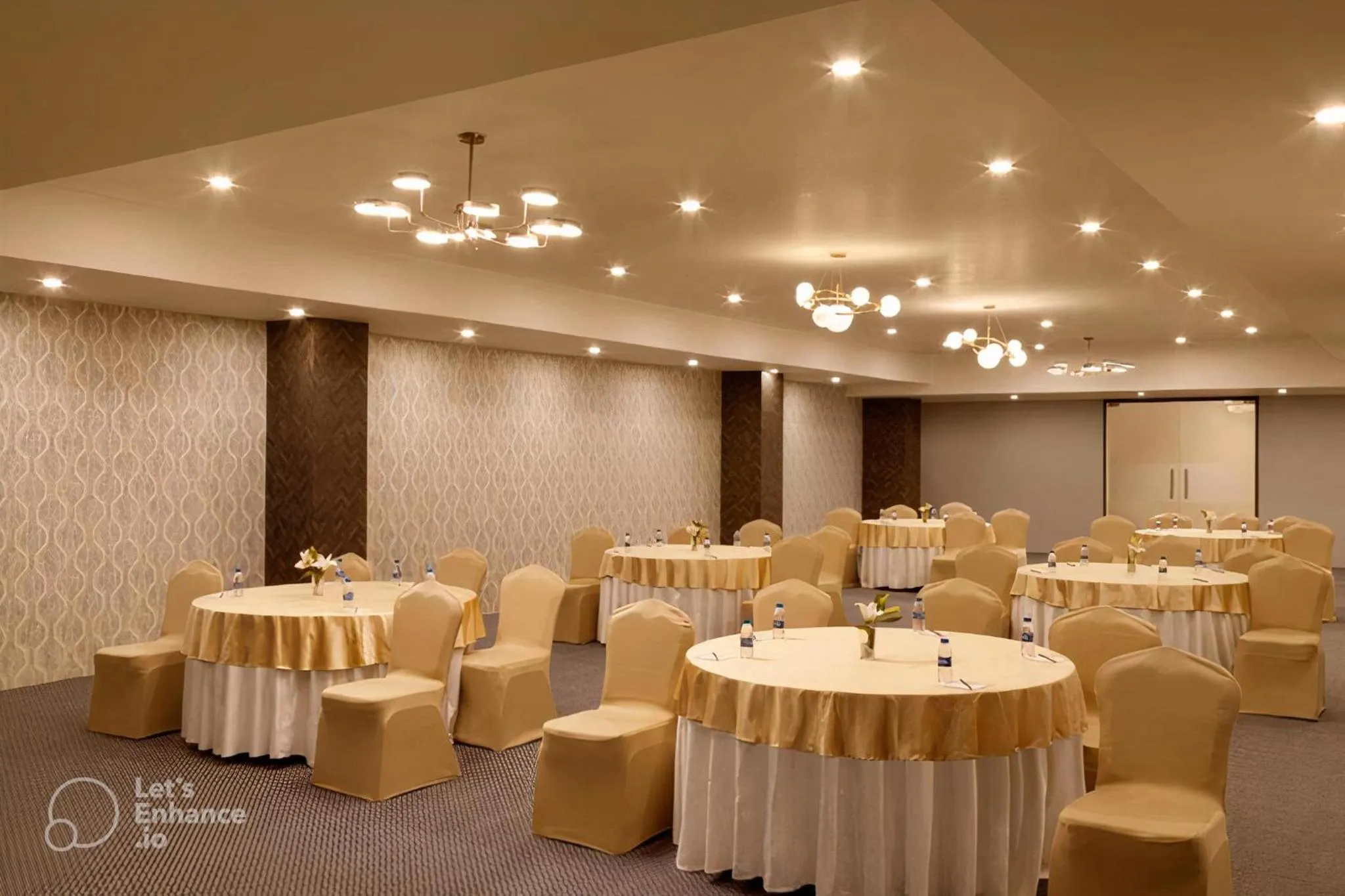 Banquet/Function facilities in Click Hotel Jaipur, Raja Park