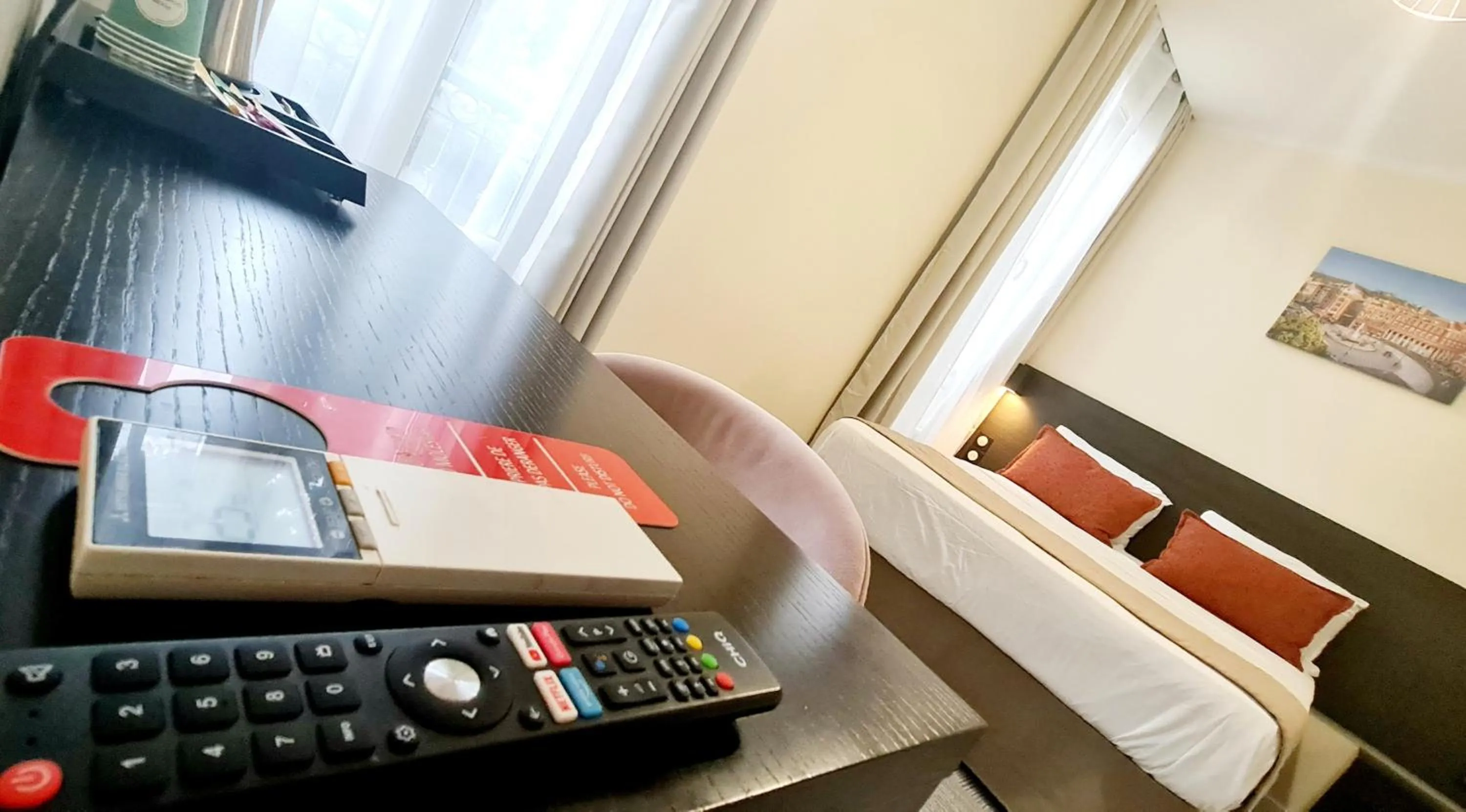 TV and multimedia in Evelia Hotels